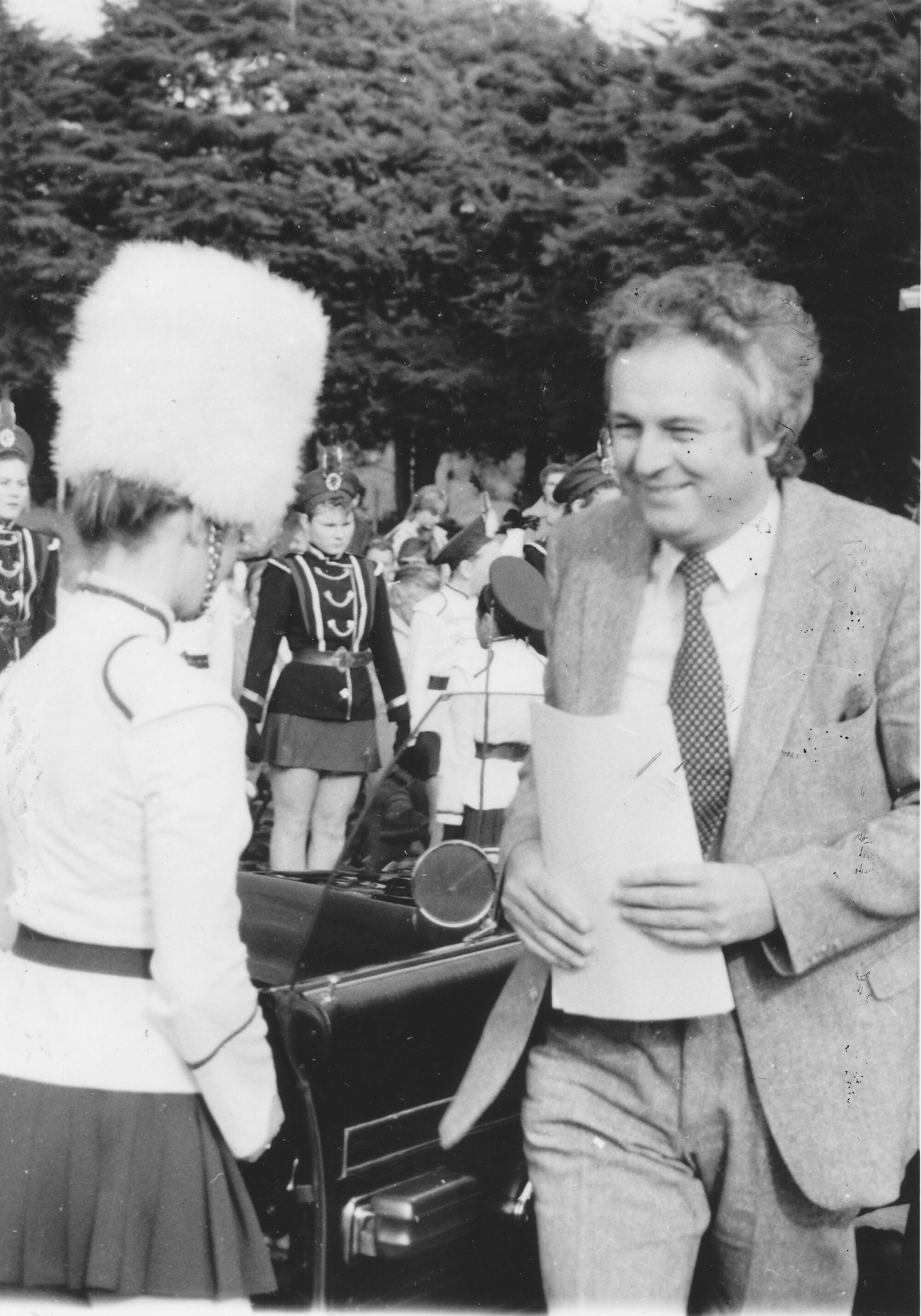 Trentham Memorial Park Sports Association; Bill Jeffries, M P, arrives before opening new clubrooms.