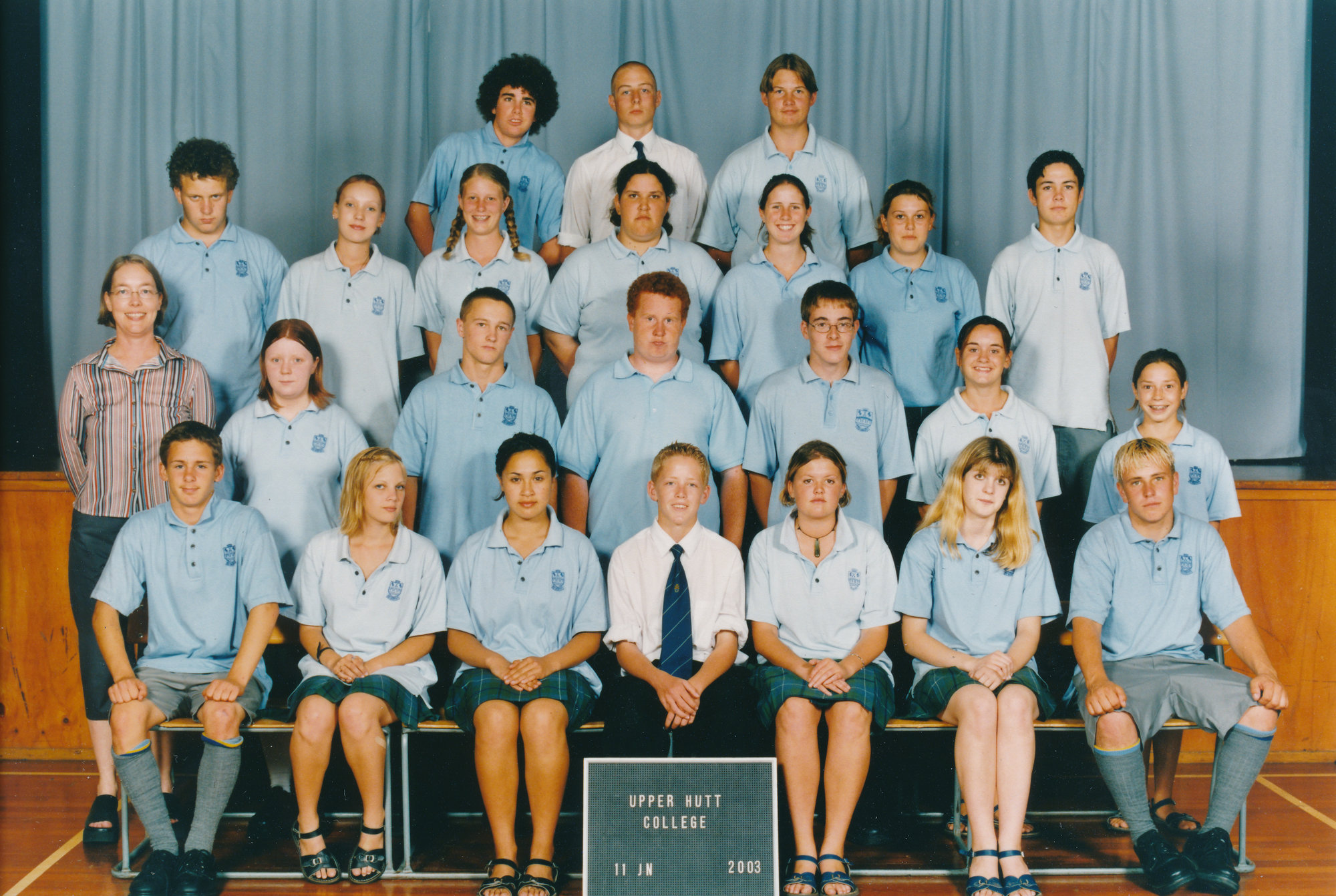 Upper Hutt College 2003; year 11 JN (Jo Nicol)