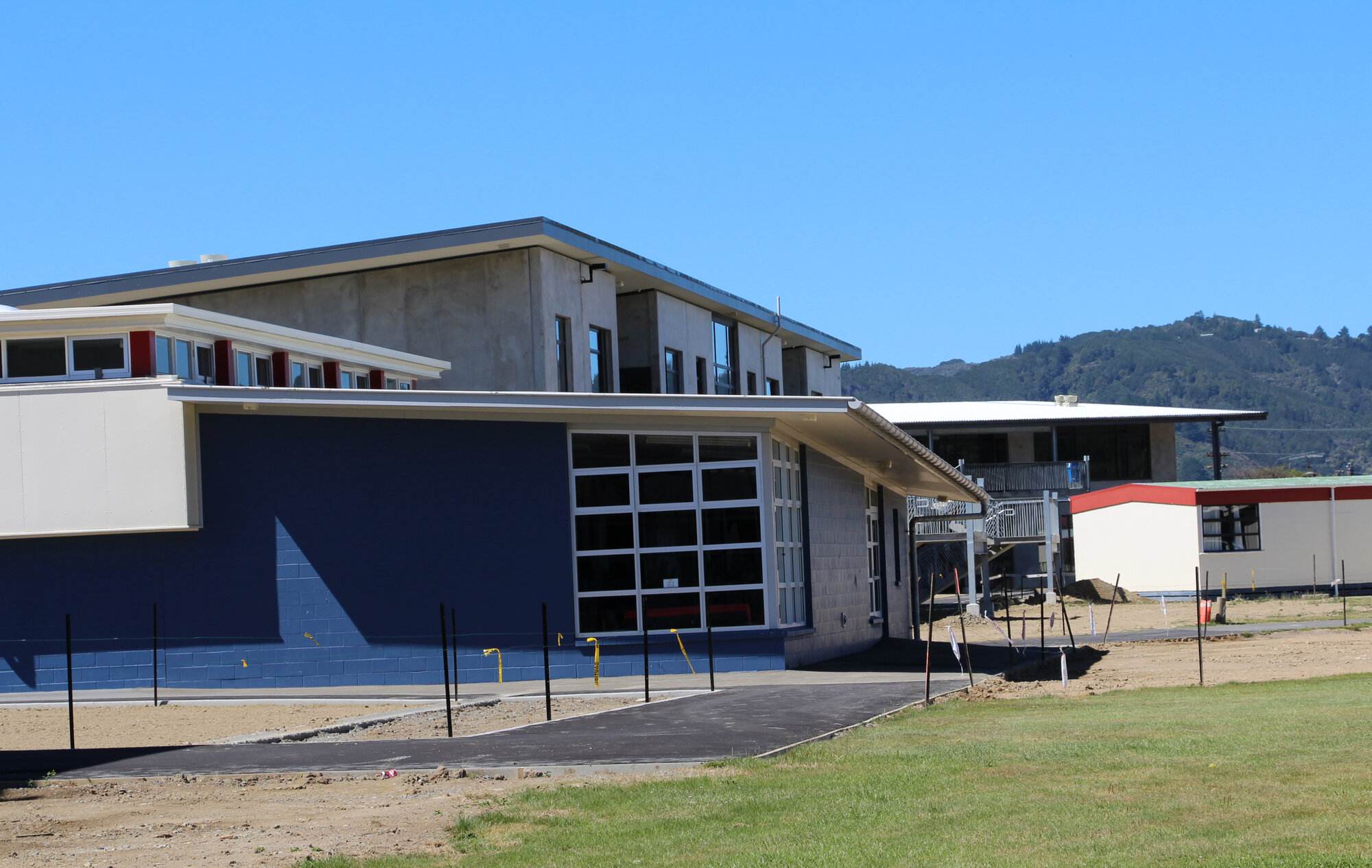 Upper Hutt College buildings 2015 13; the Library from D Block