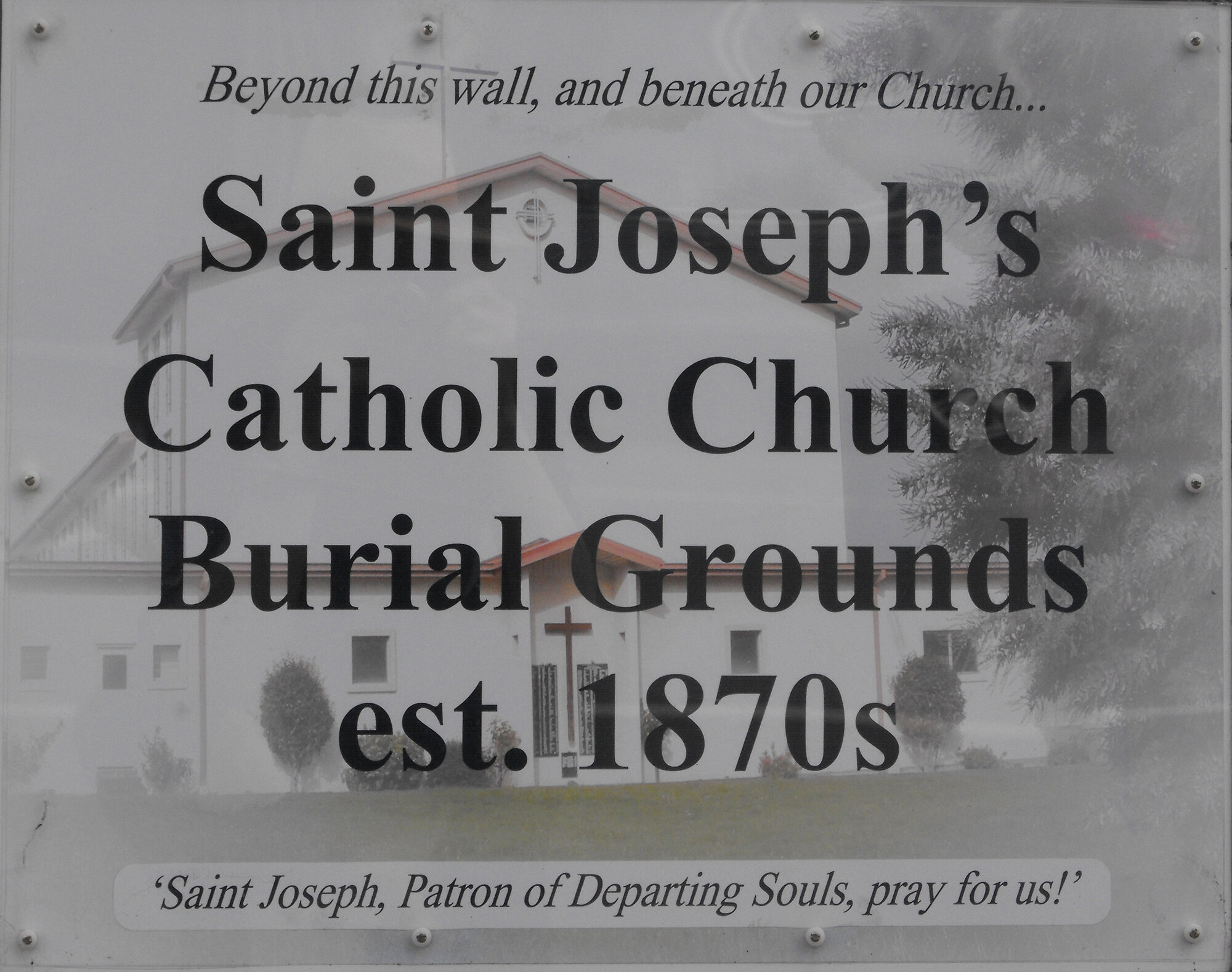 Memorial plaque; St Joseph's Catholic Church; lawn cemetery wall, Pine Avenue