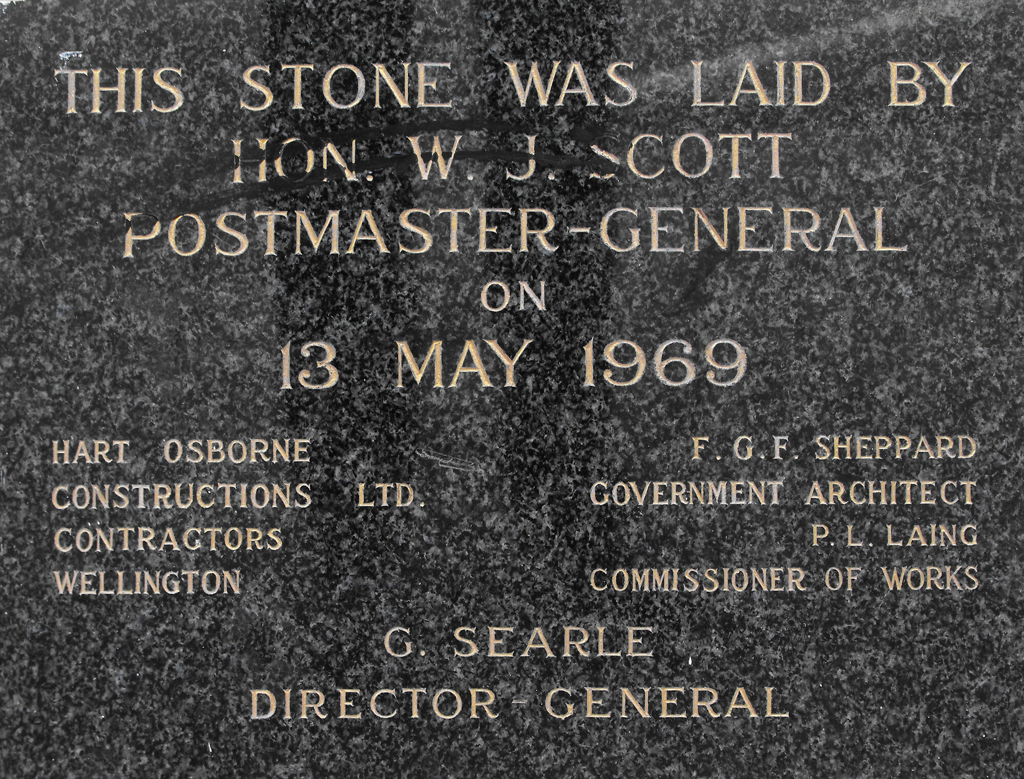 Memorial plaque, Geange Street; the second Post Office.