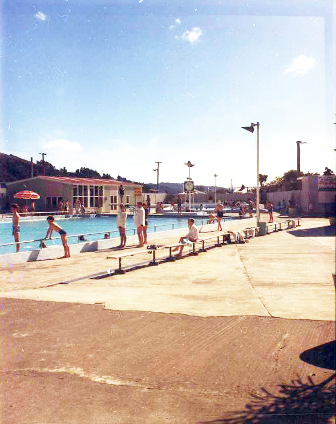 Maidstone Pool; picture 7 from a contact sheet of eight.