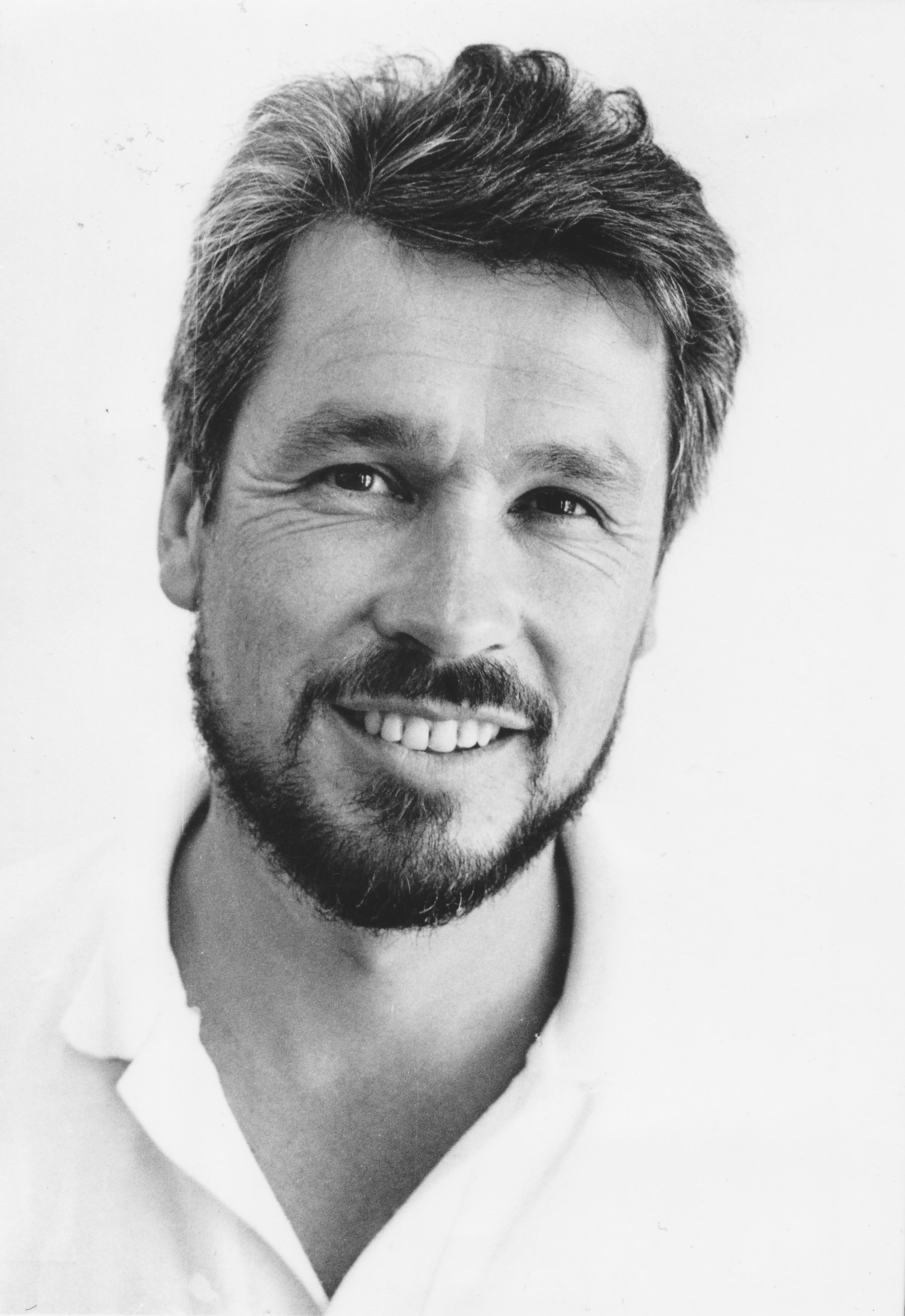 Gordon Bennett, at Selig Real Estate for 18 months; former carpenter.