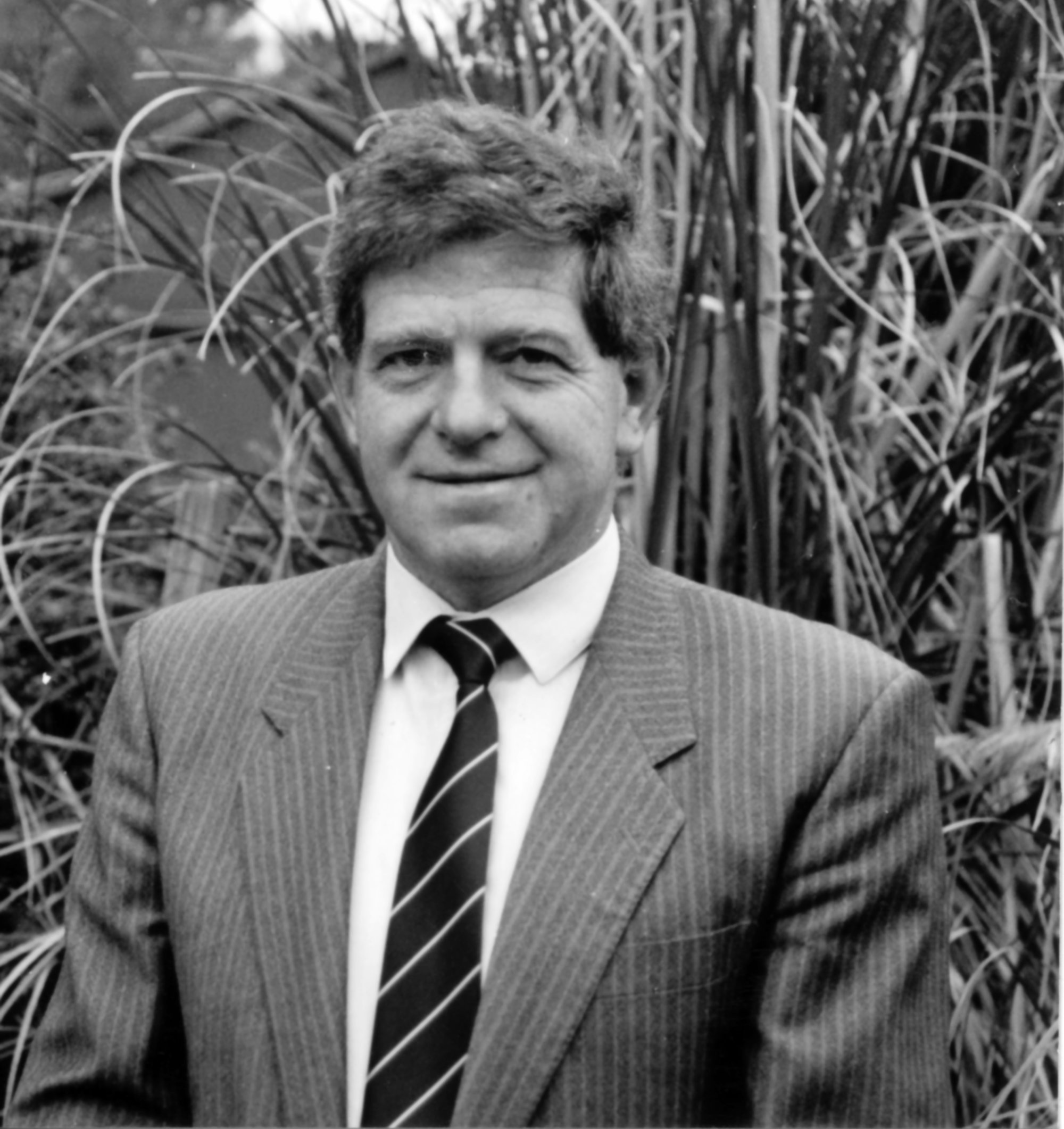 Local election candidates 1995; mayor; 1/8; Rex Kirton, becoming NZ's longest-serving mayor.