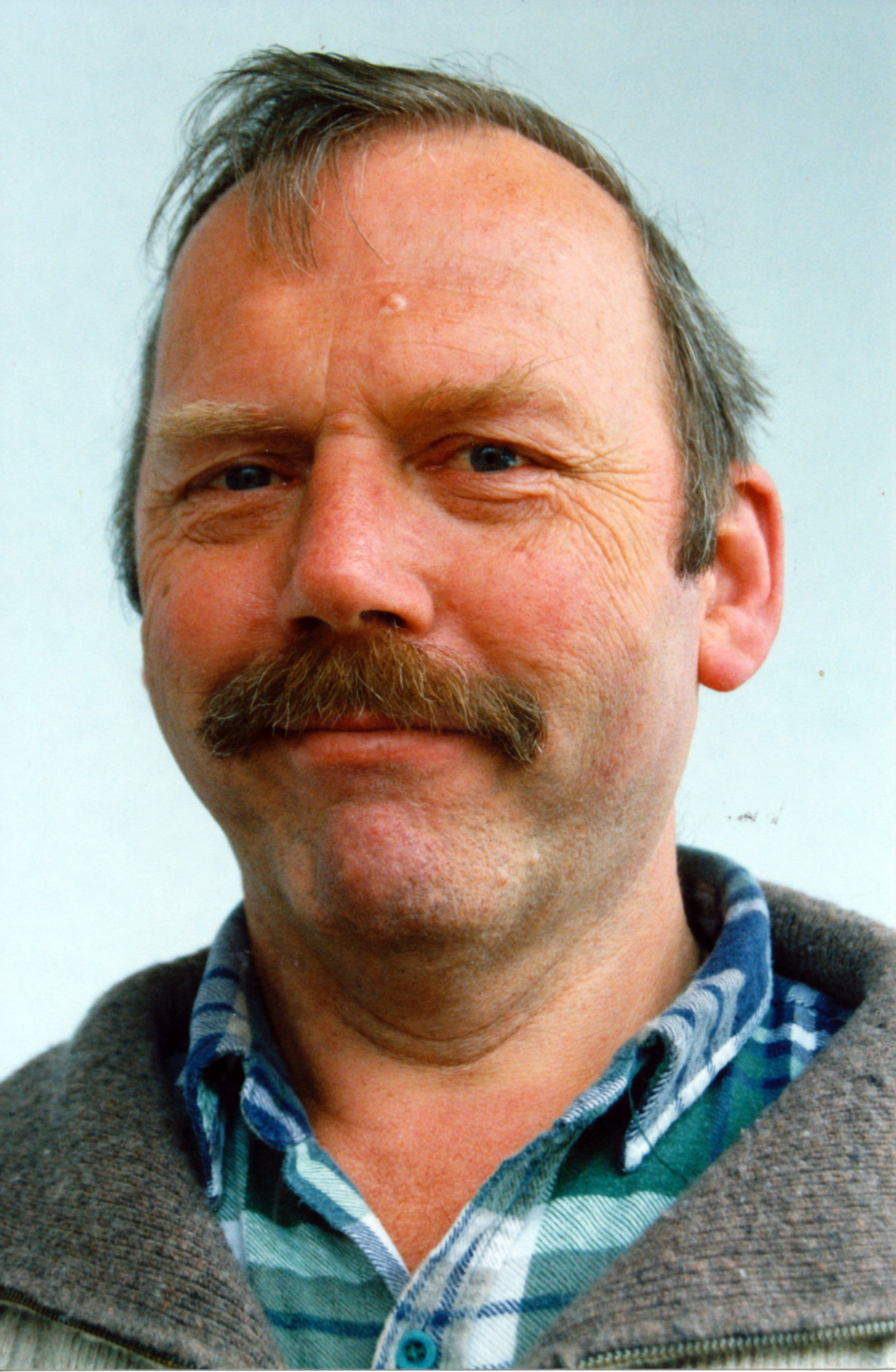 Local election candidates 1998; council; Ted Jordan; ten required; 18th of 20.