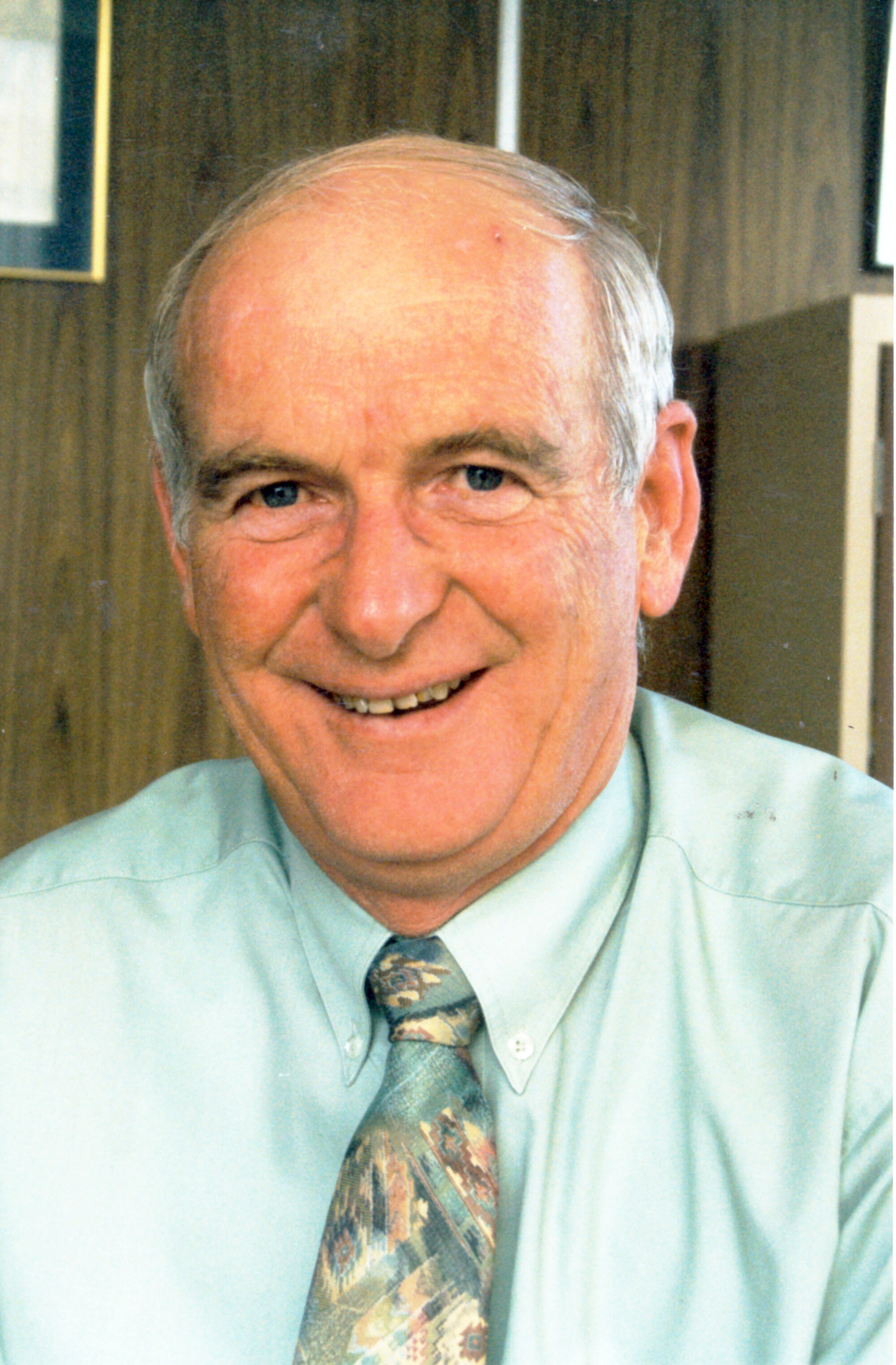 Mike Roddick; honorary life member, Upper Hutt Chamber of Commerce.