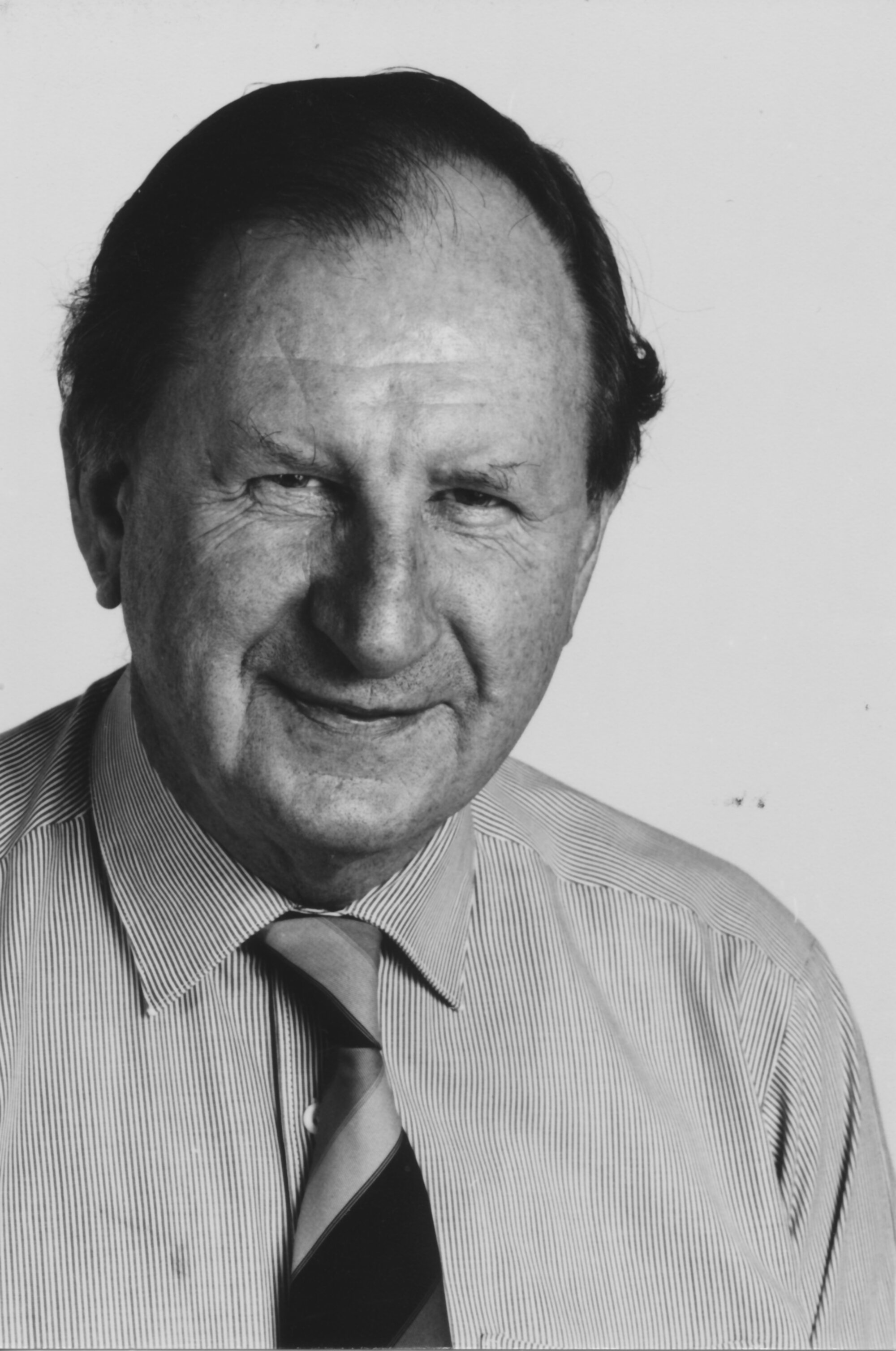 Local election candidates 2001; Hutt Valley District Health Board; 2 required; 7th of 10; Stan Cowman.