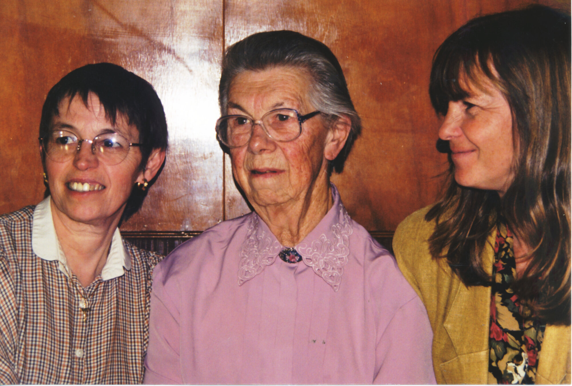 Local election candidates 2001; Hutt Valley District Health Board; 2 required; 5th of 9; Judy Knighton (left).