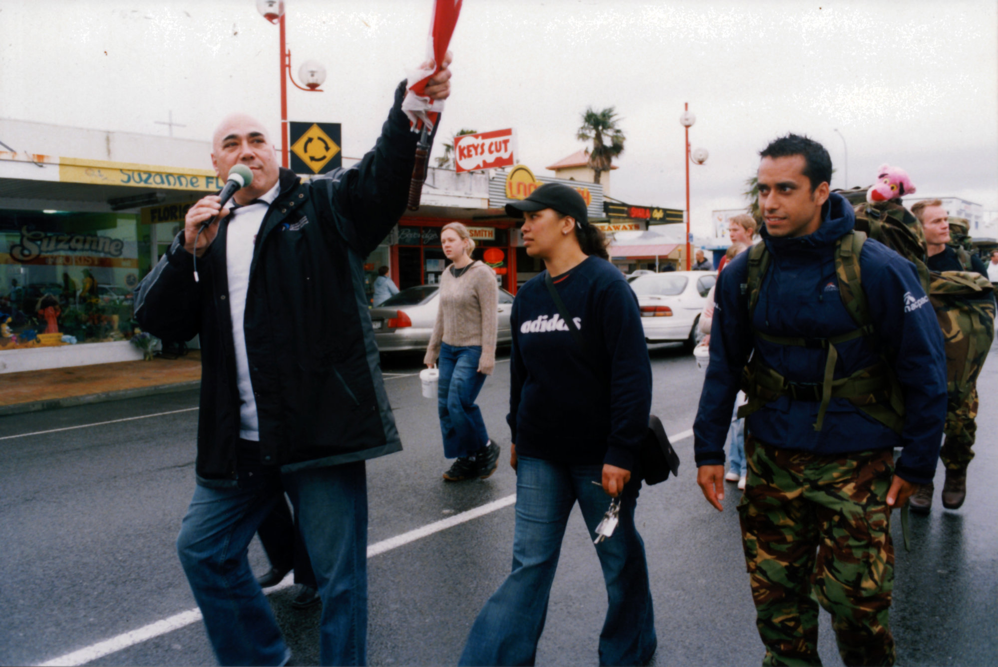 Child cancer fund-raising; Frankie Stevens joins Sergeant Nathan Blackler in 1014 km walk.