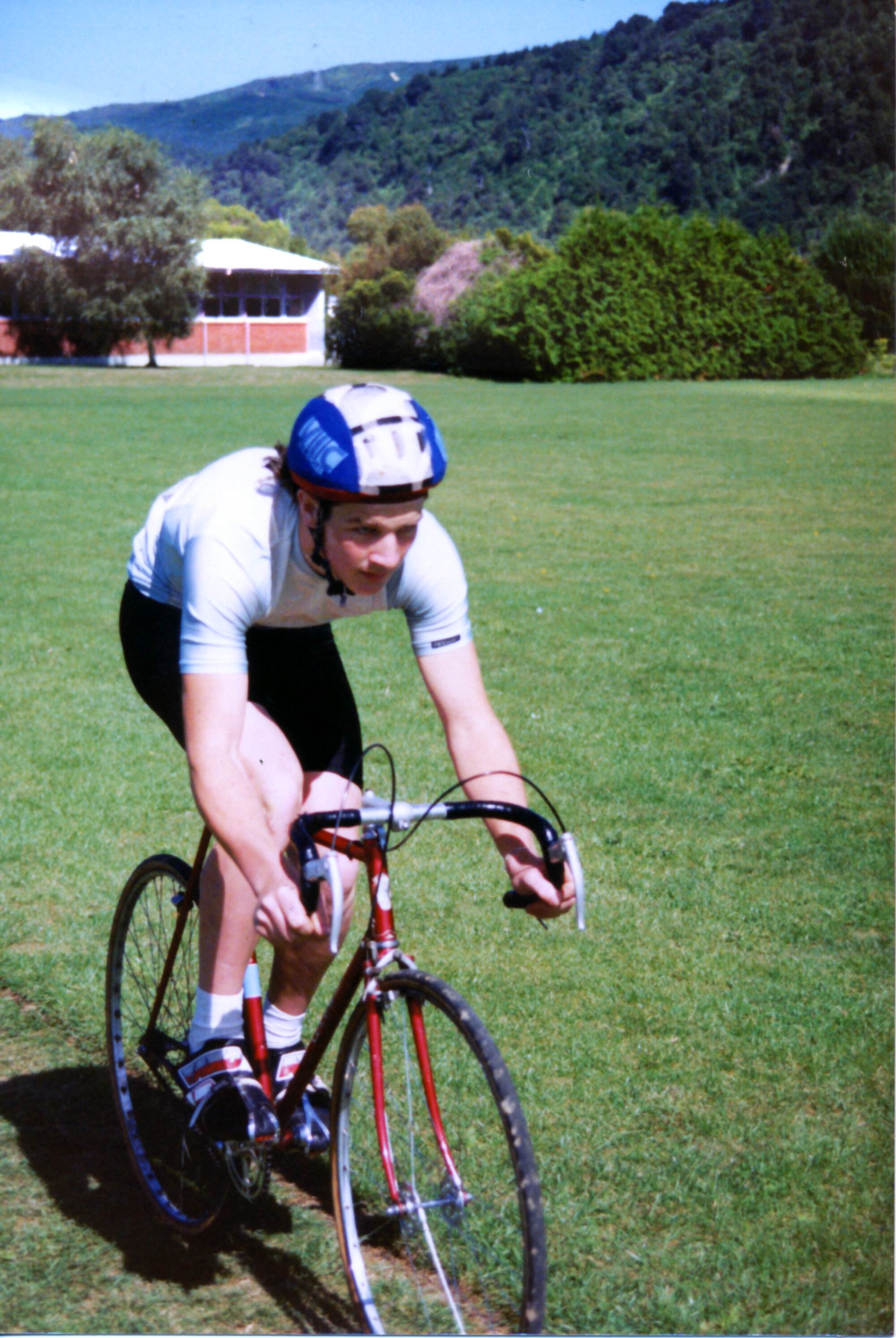 Upper Hutt College sport; cycling, 1992; Harry Kent wins senior boys' 2400-metre race.