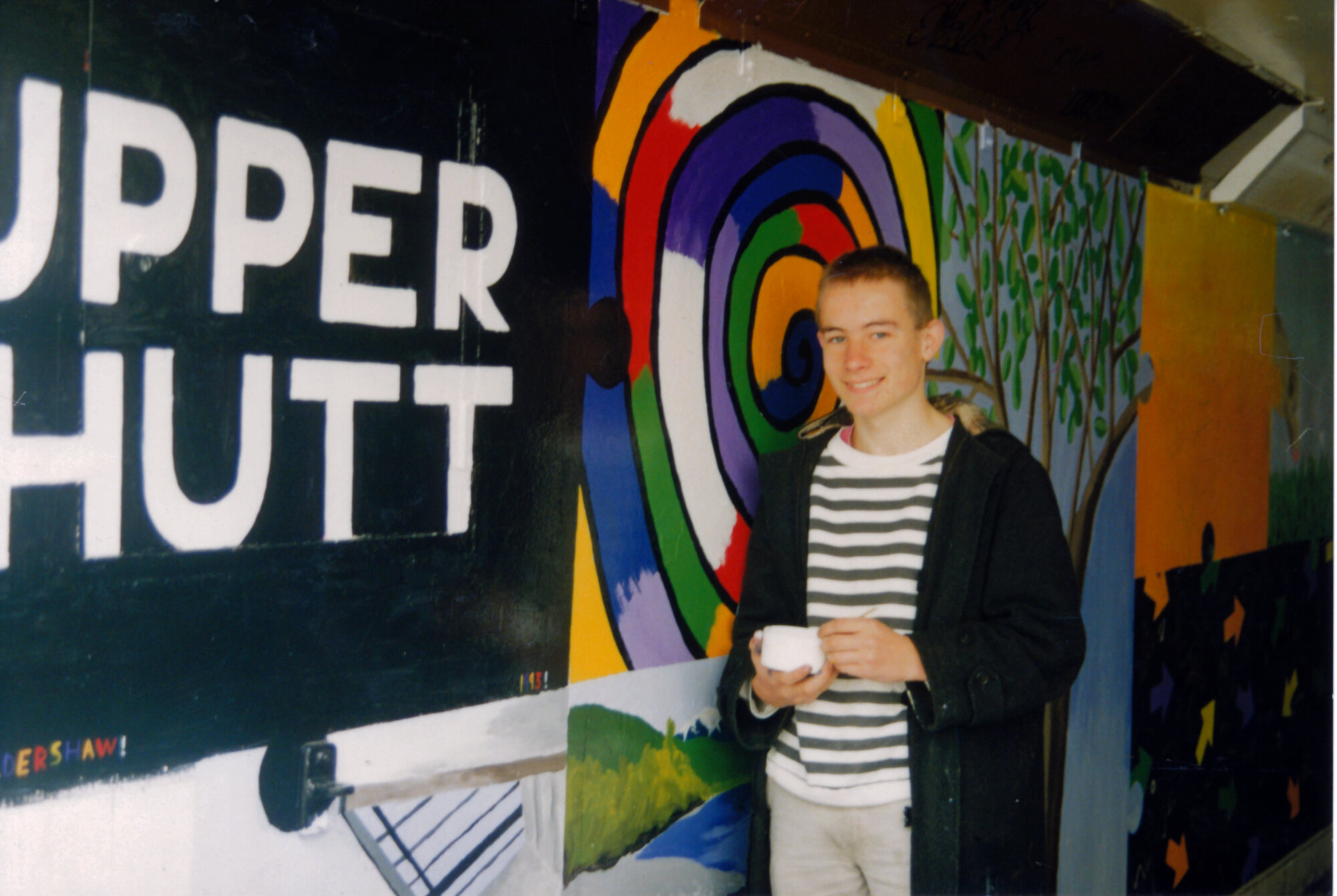 Upper Hutt railway station 1993; subway; mural painter Simon Eldershaw, 14.