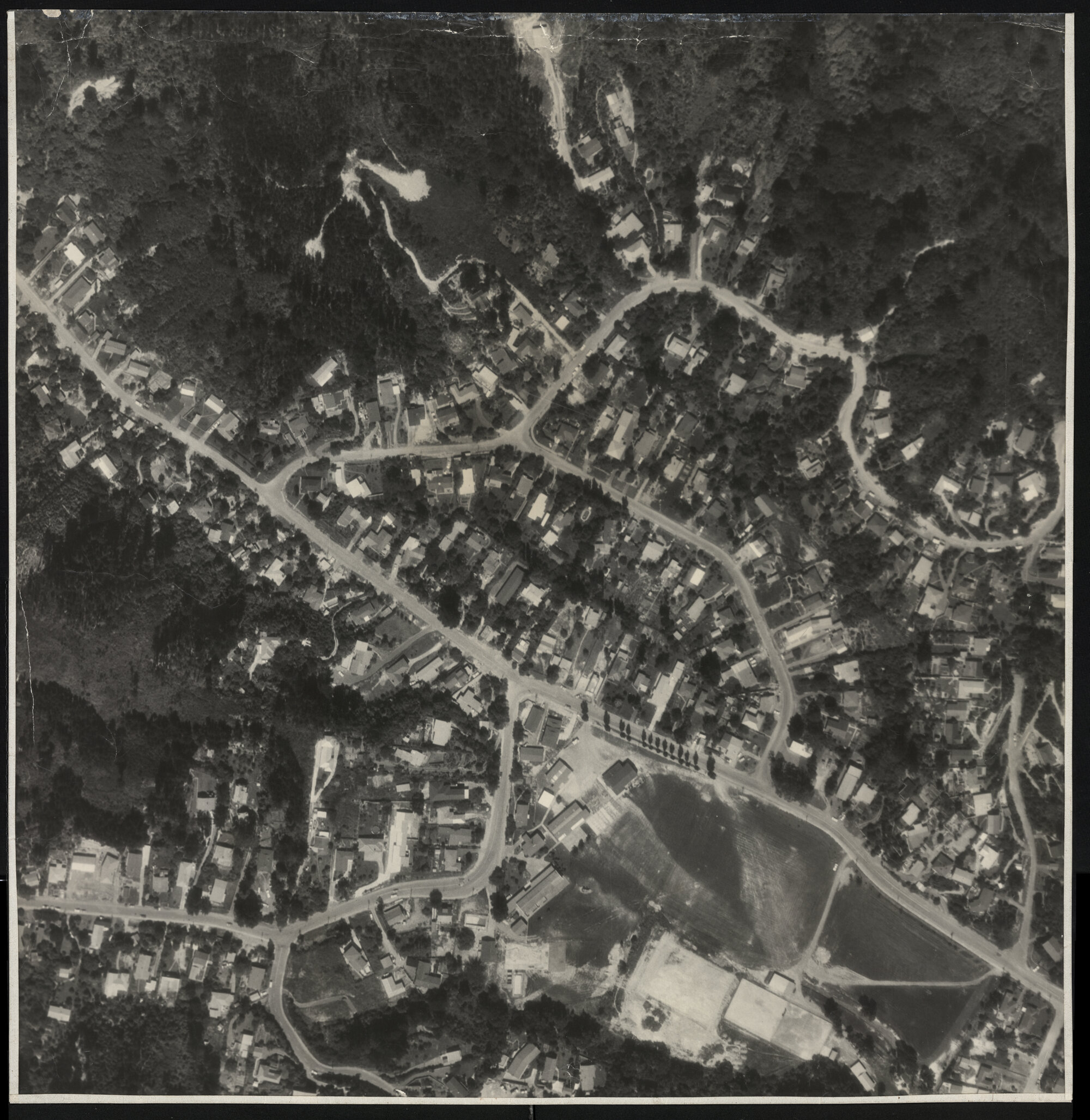 Aerial map 1977; top edge Wyndham Road, top right hand to bottom left. P7-20-268