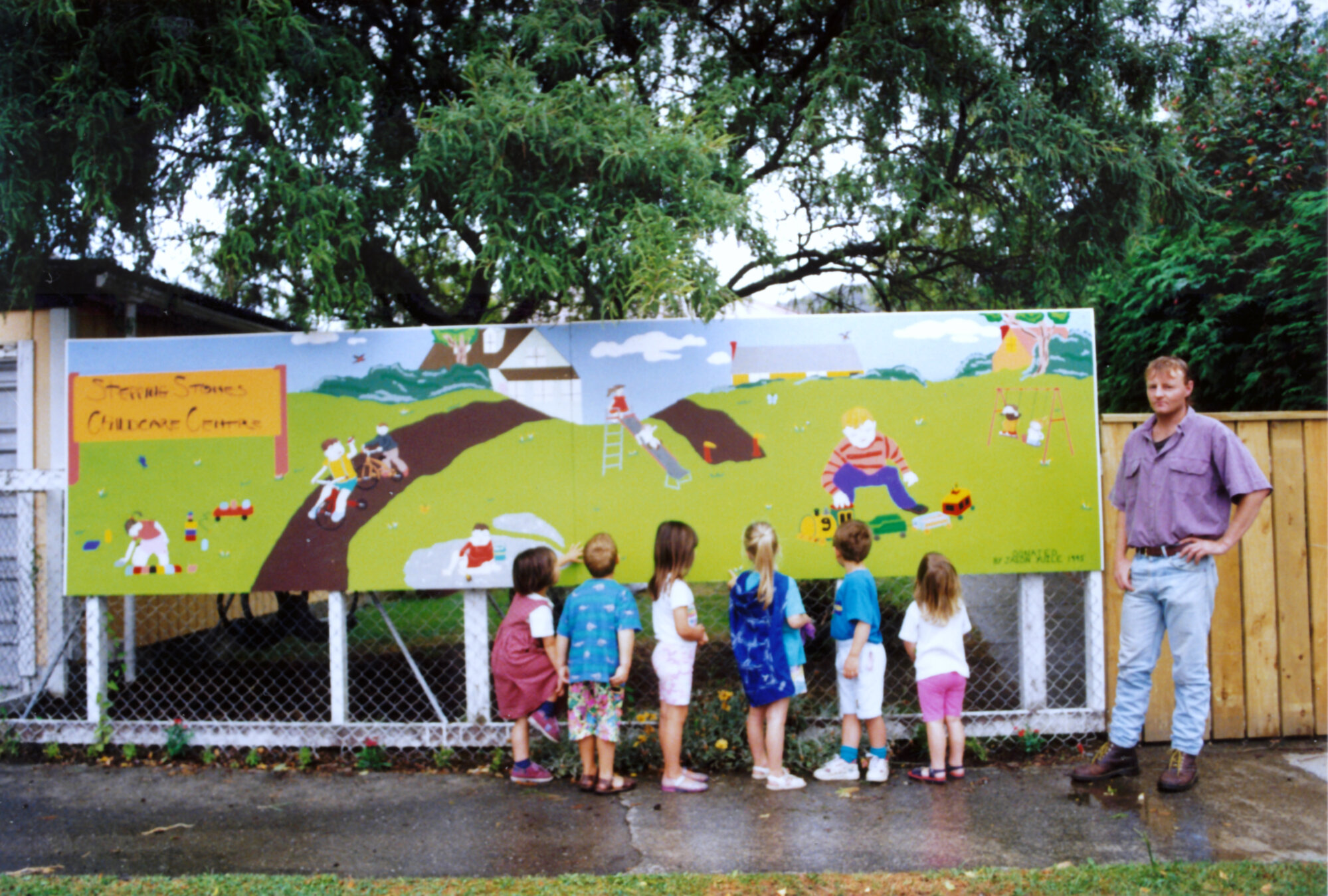 Stepping Stones childcare centre, 29 Seddon Street; mural by Jason Yuile (right).