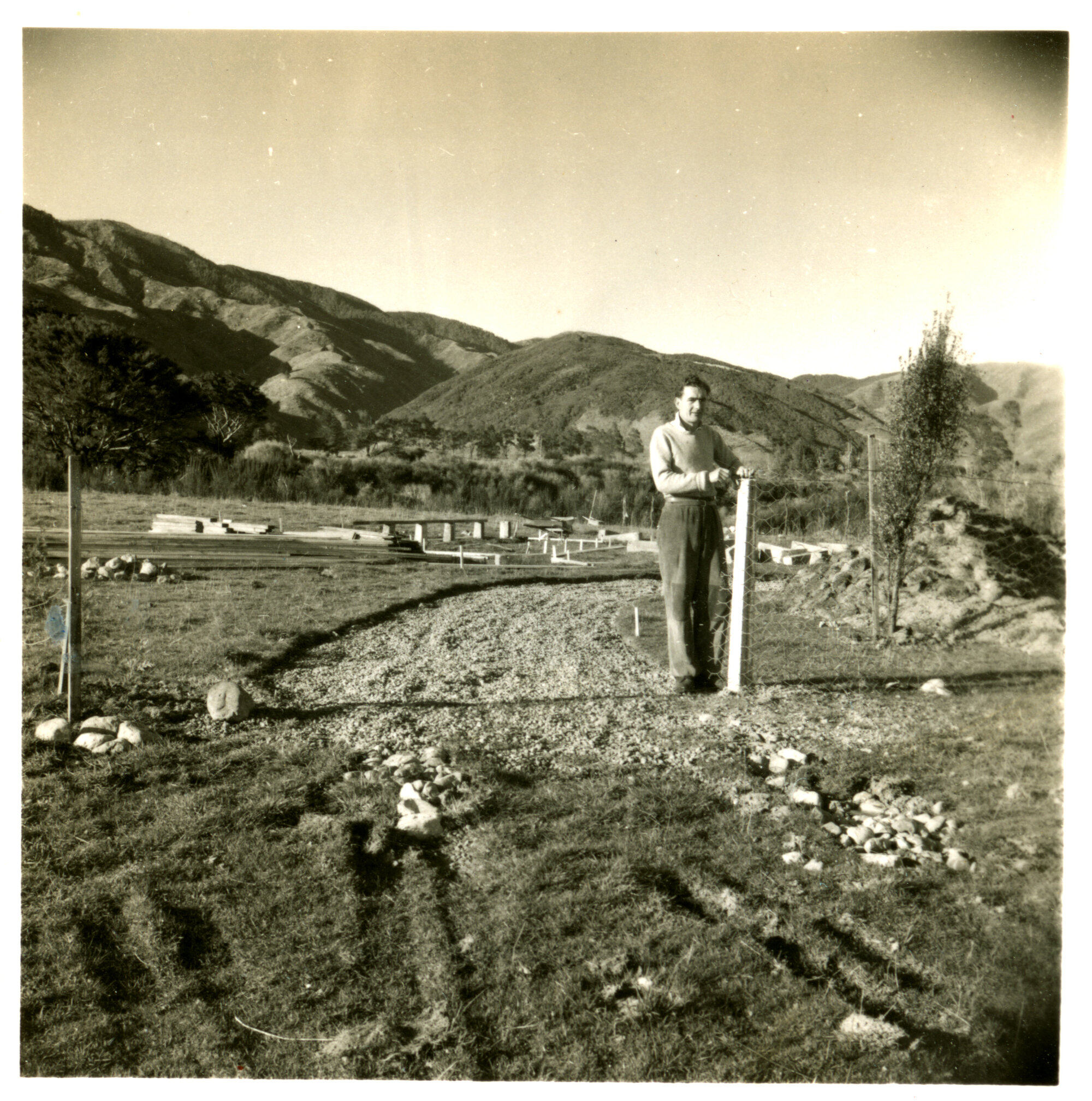 Revelle Jackson; 5 Paton Street, Mangaroa house  6; driveway and home garden