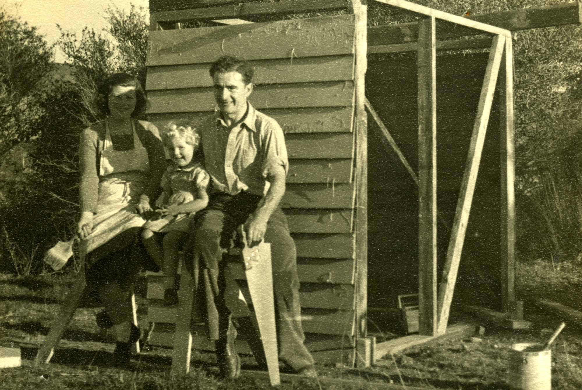 Revelle Jackson; 5 Paton Street, Mangaroa house  3; early days 