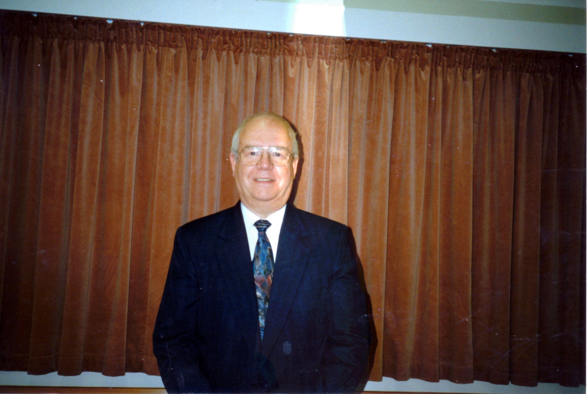 Church of Jesus Christ of Latter-day Saints, Upper Hutt stake; president Douglas Meiklin