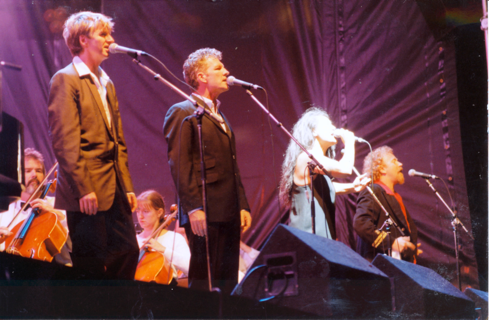 Summer Carnival 1997; ENZSO; Neil Finn, Tim Finn, Annie Crummer, Dave Dobbyn.