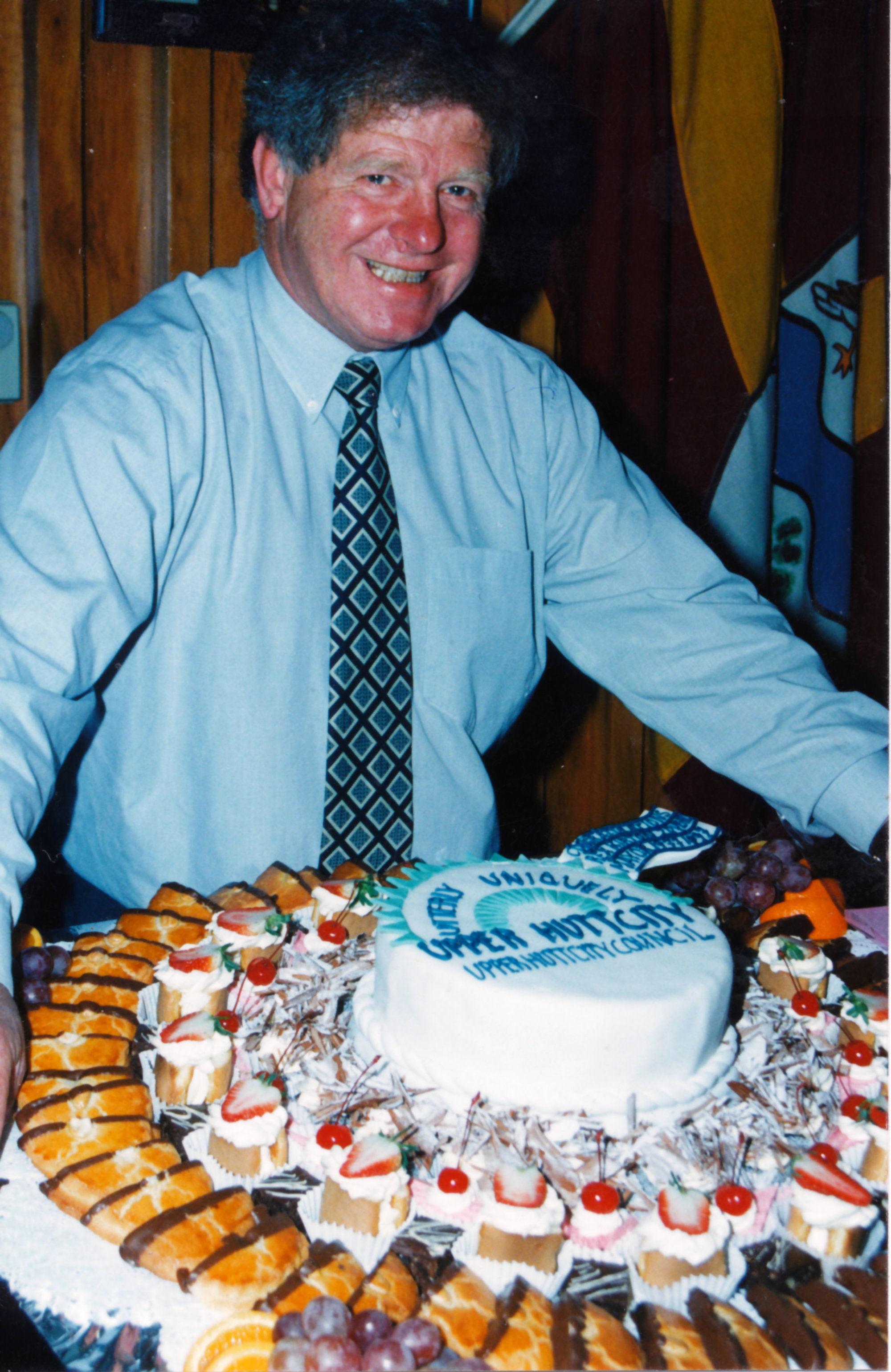 Rex Kirton celebrates 20 years as mayor