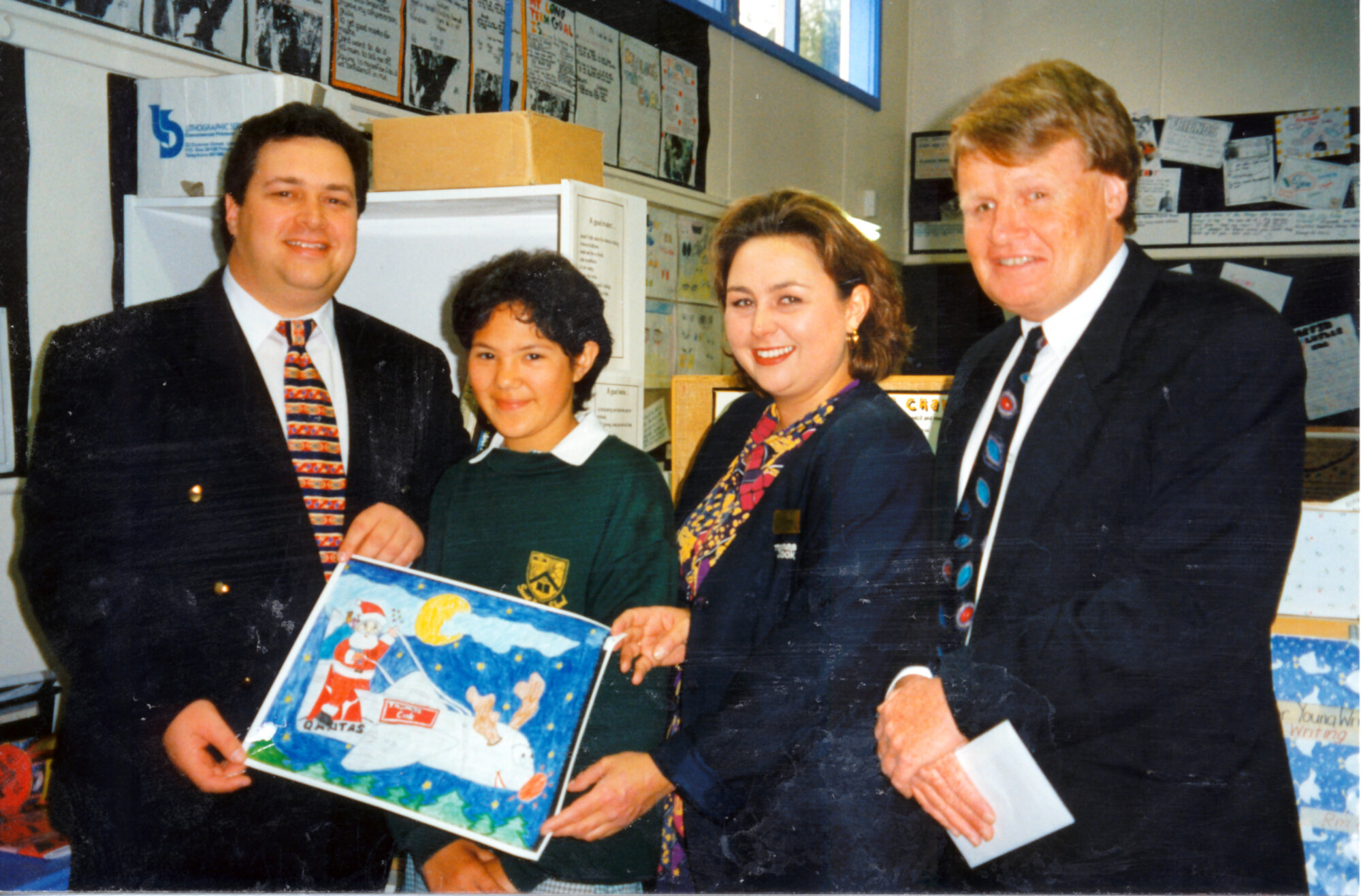 Danielle Connolle wins national Thomas Cook/Qantas corporate Christmas card design competition