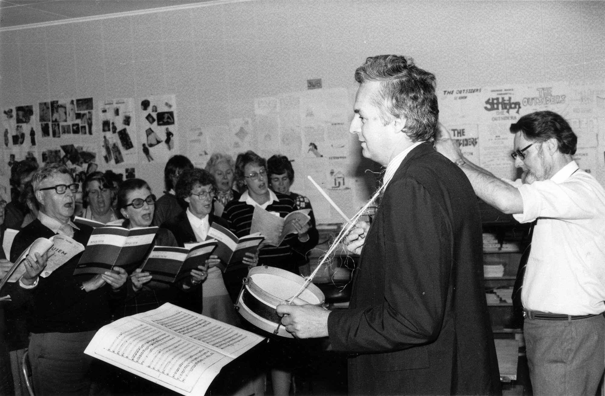 Upper Hutt Choral Society rehearsal; Bill Jeffries, M P, and long-serving conductor Alwyn Palmer.