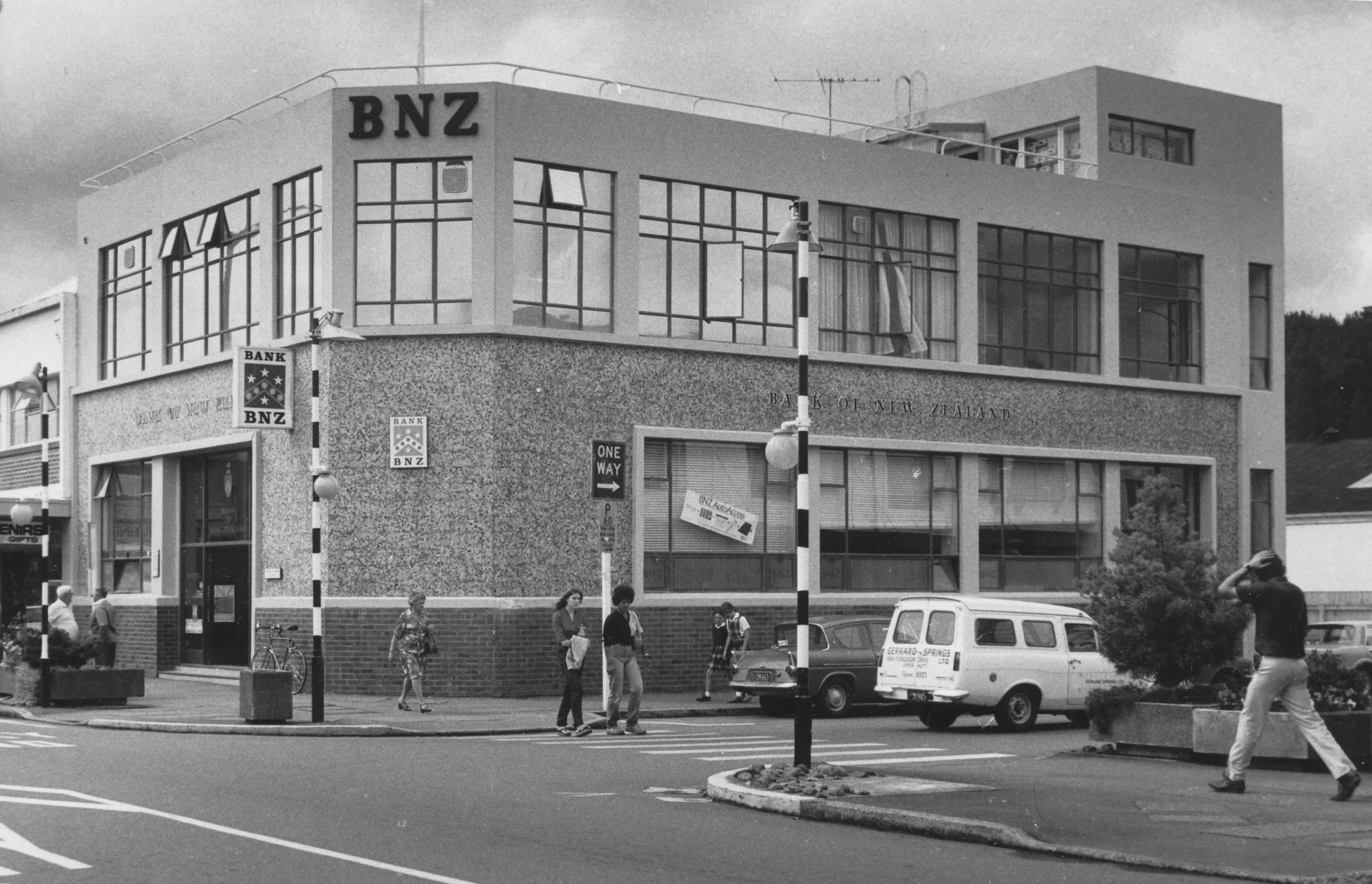 Bank of New Zealand; building to be replaced.