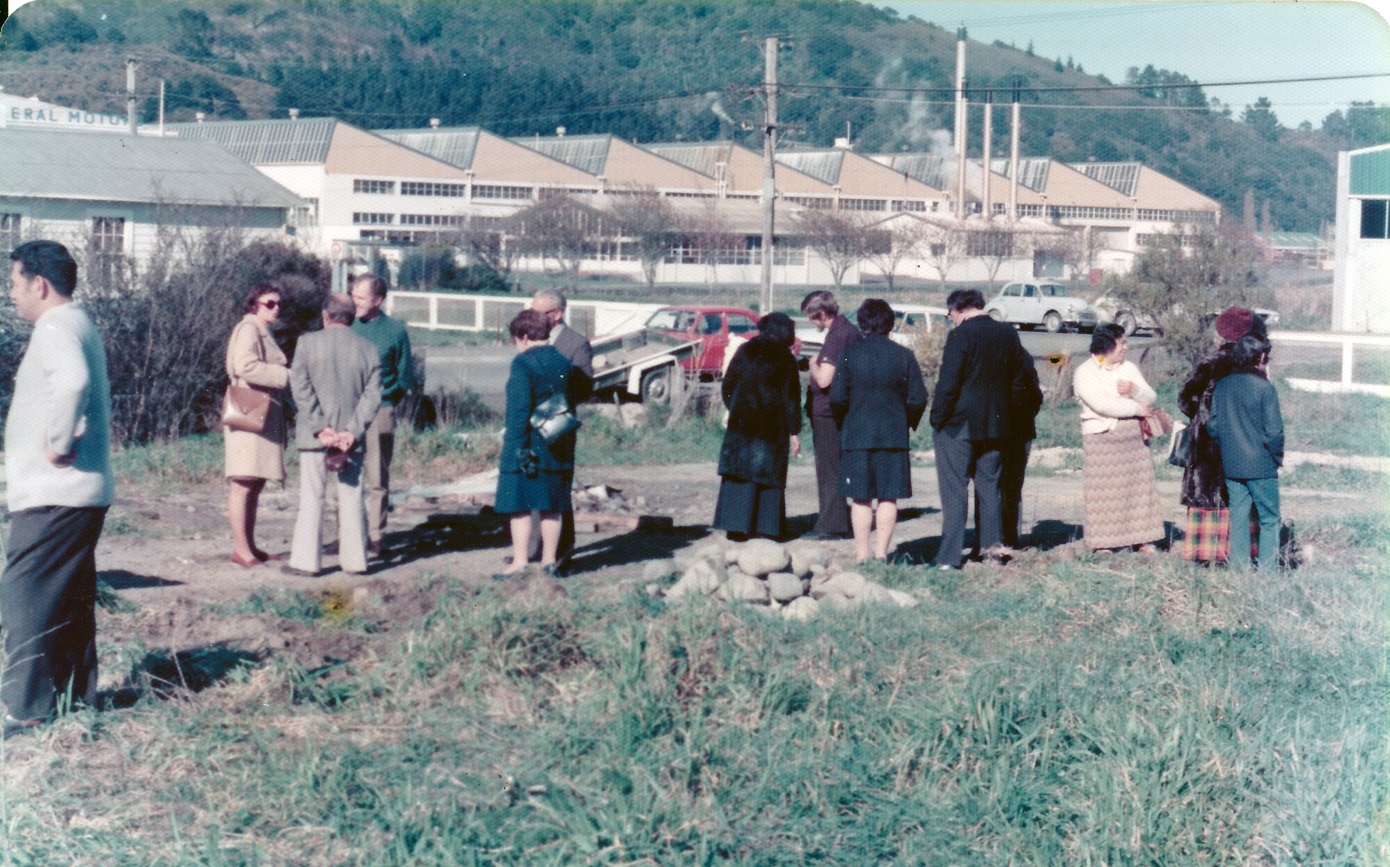 Ōrongomai marae 1975; dedication service at site, September 13.