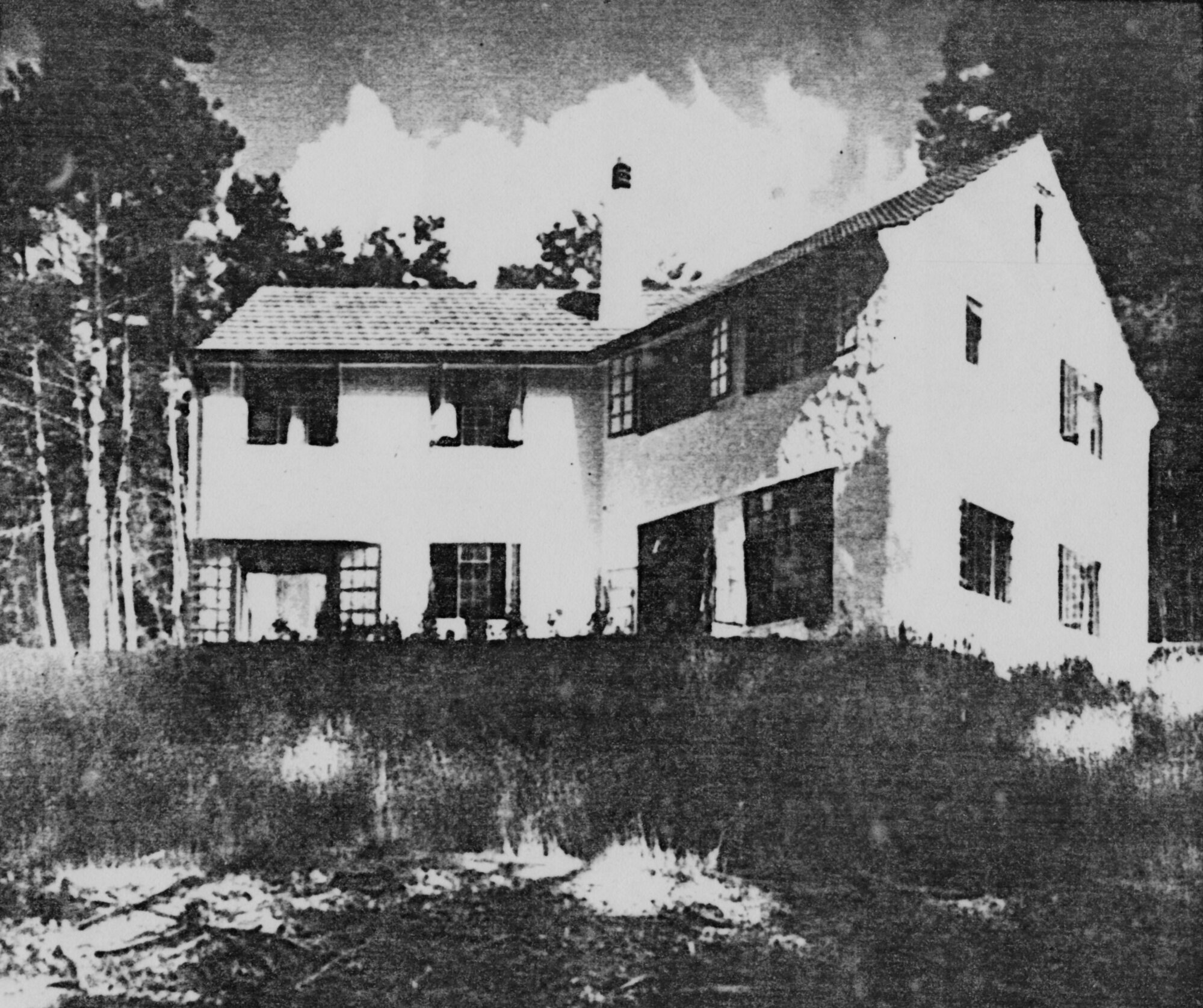 House, Chatsworth Road; No. 71, 'Wood Hill'; north '(garden') front.