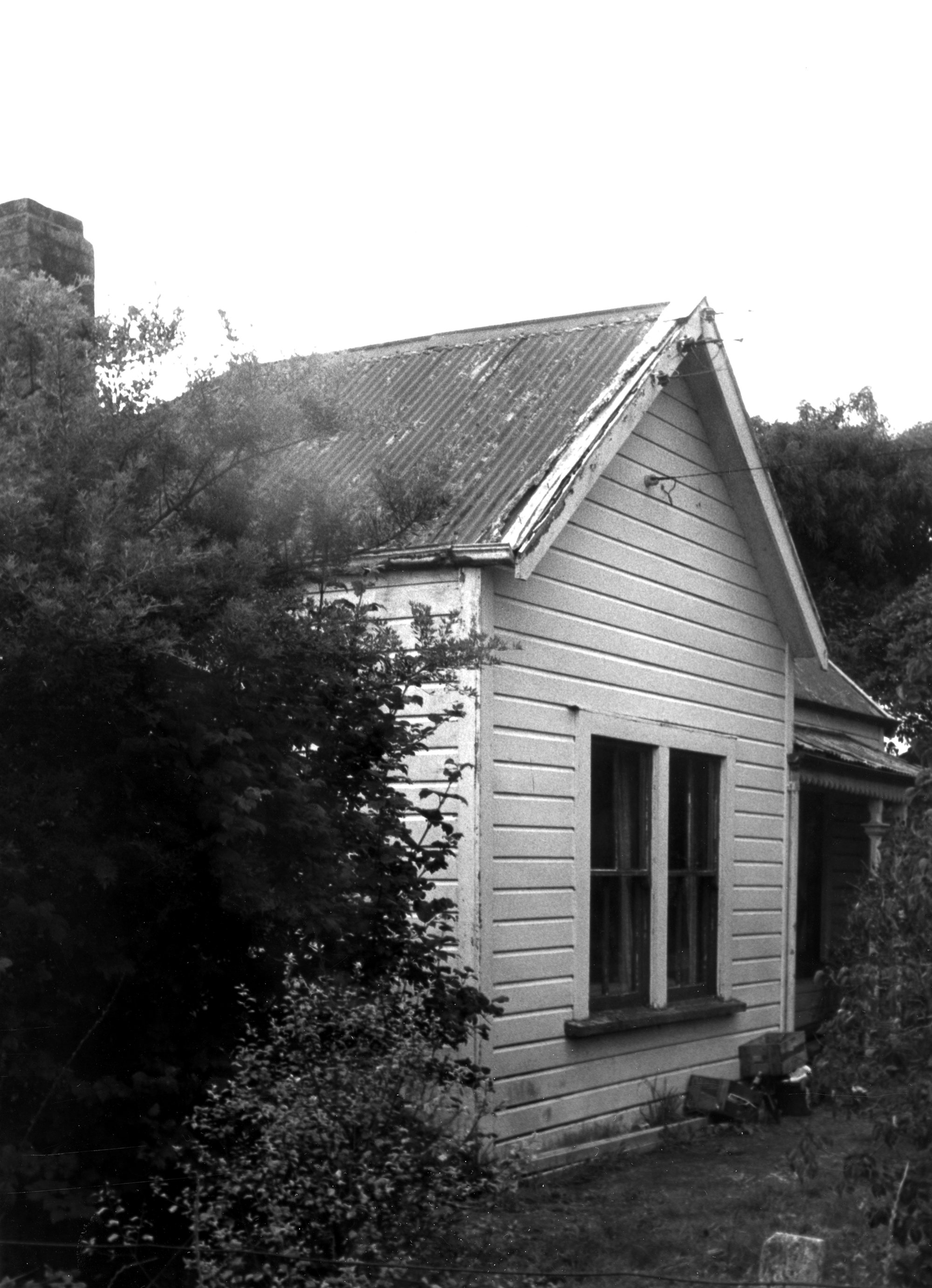 House, Fergusson Drive; No.  707; Golder's cottage.