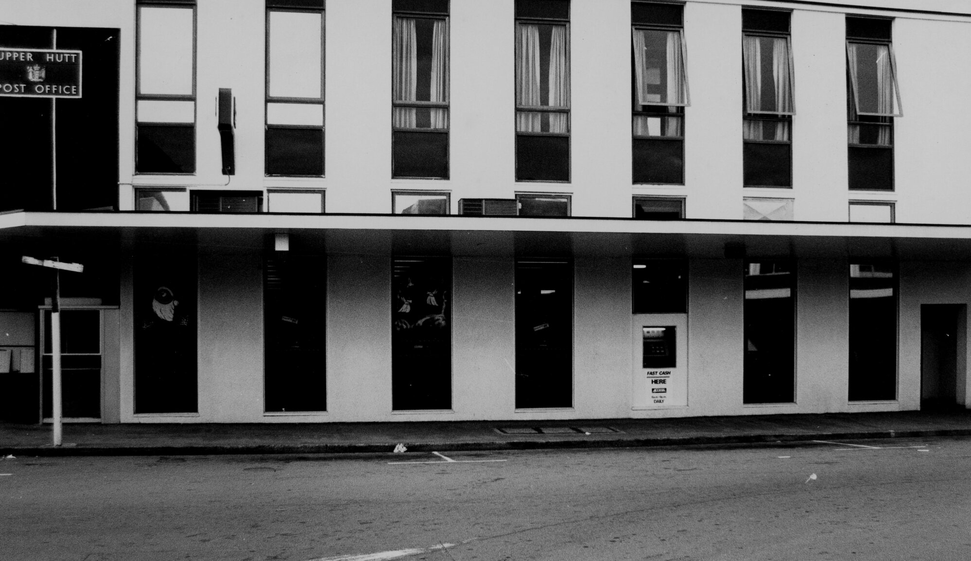 Main Street 1988; south side  2; Post Office.