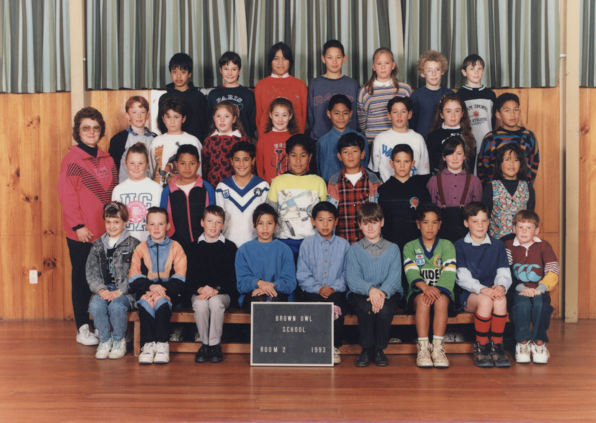 Brown Owl School 1993 Room  2; teacher, Mrs Rabbitt.