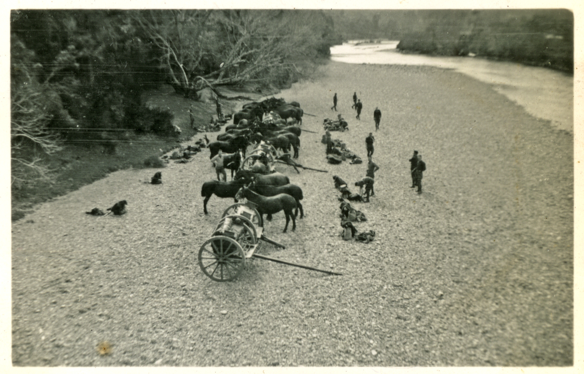 Artillery exercise, Moonshine Bridge, c1937-38 01