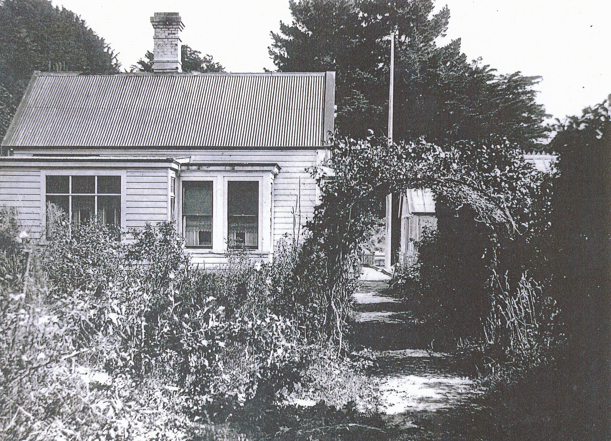 Seagar family residence 'Sherwood' (back view)