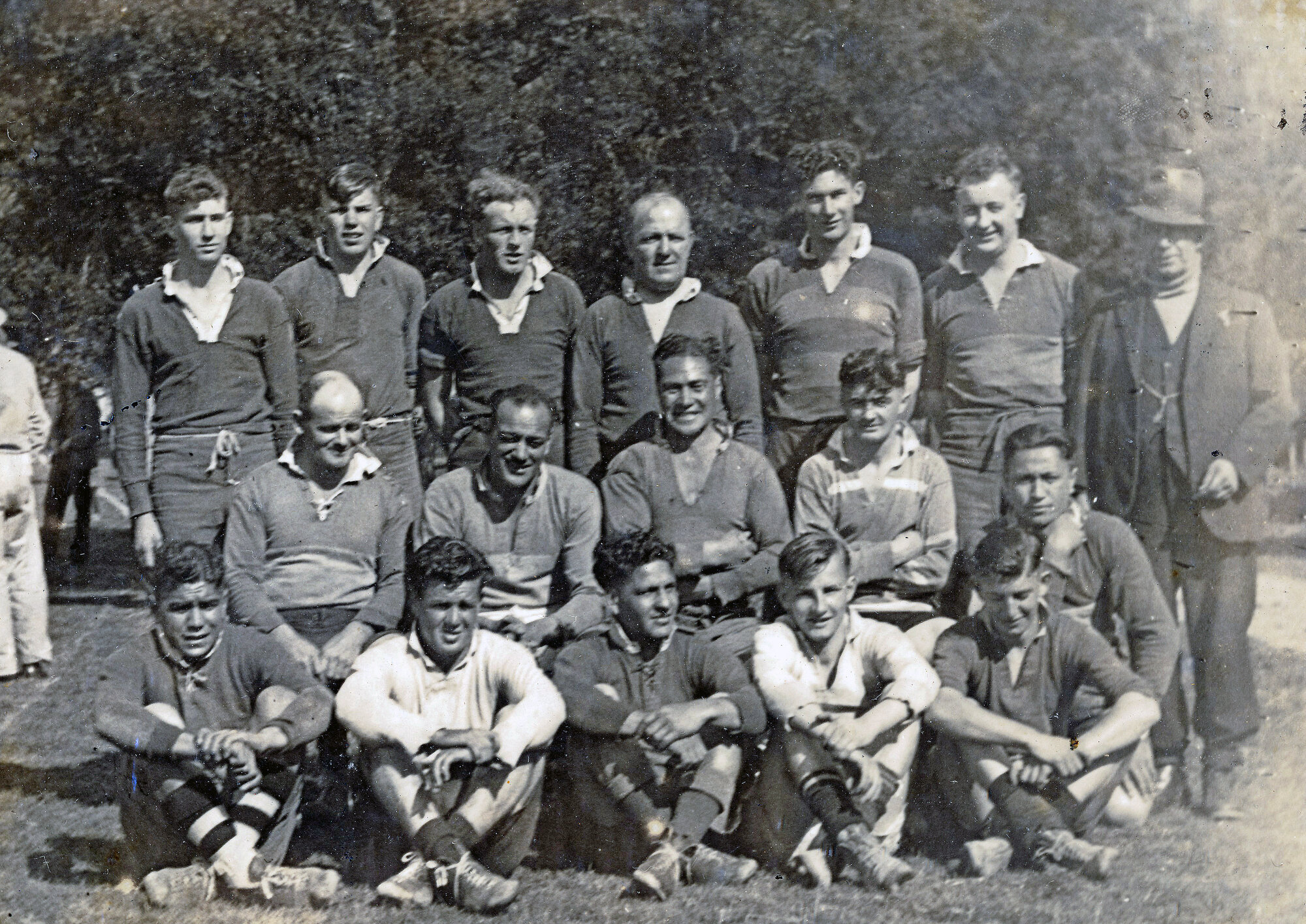 Single team; 1946