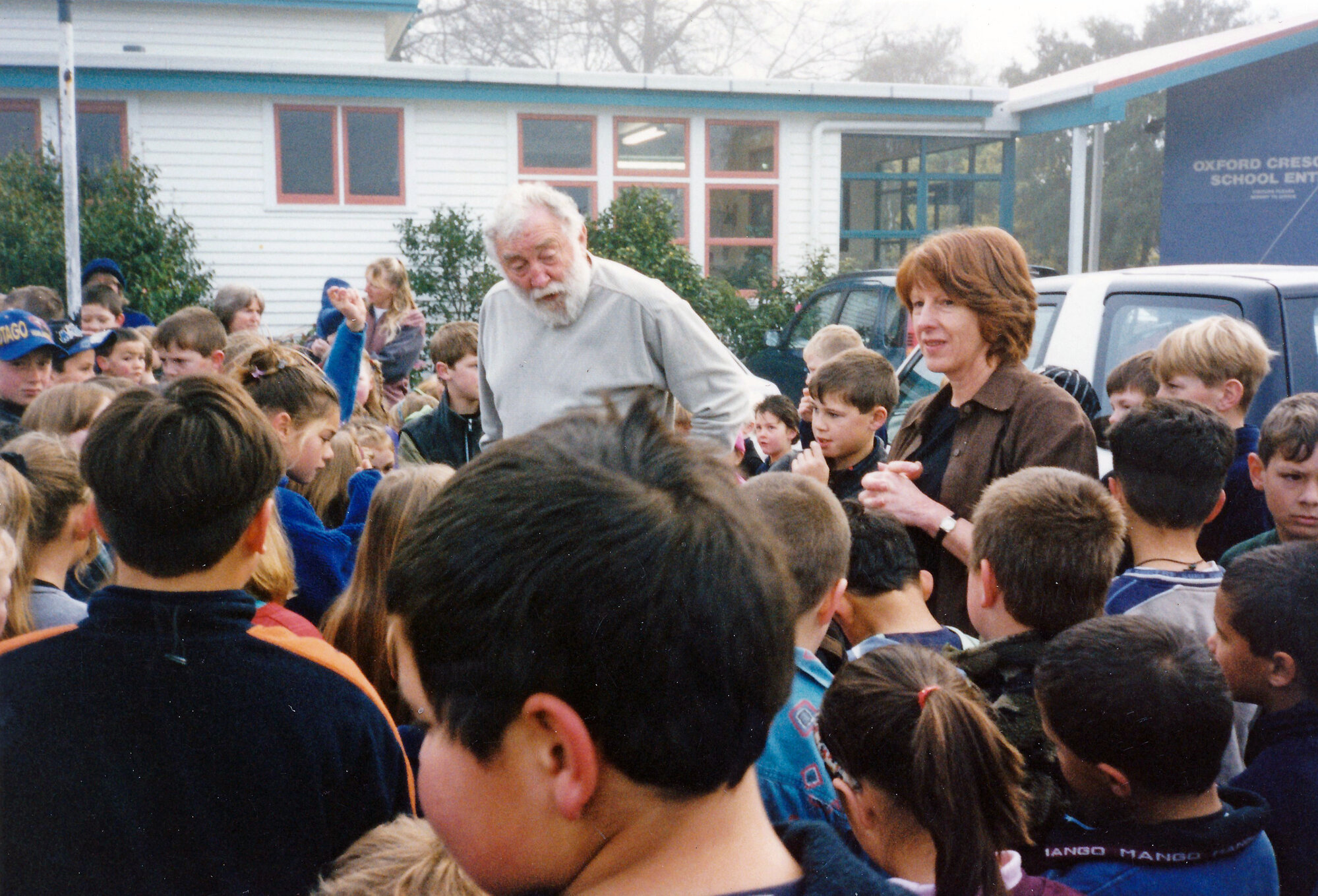 David Bellamy greets pupils at Oxford Crescent School, 2000