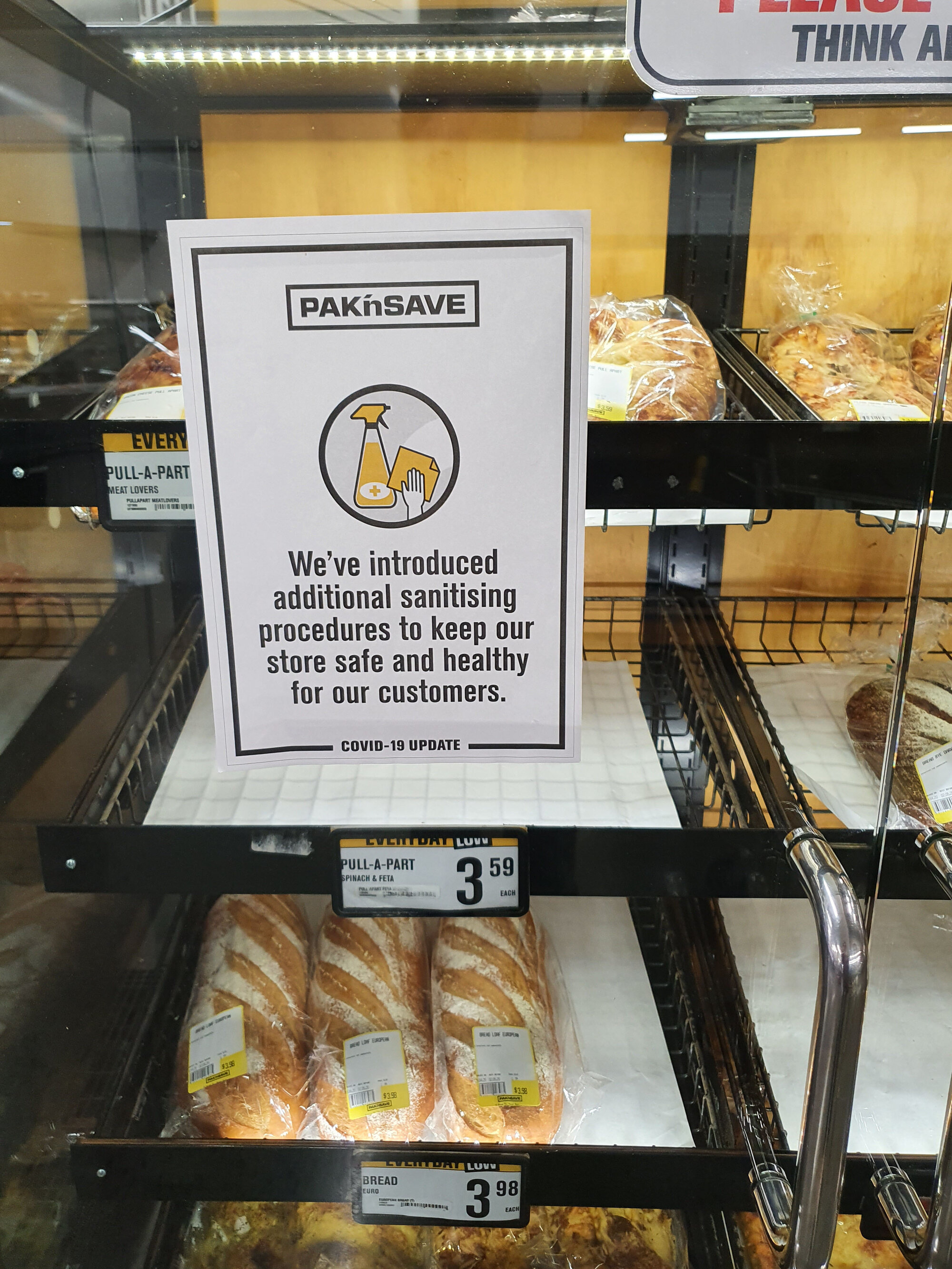 Sign, Pak'nSave bread section