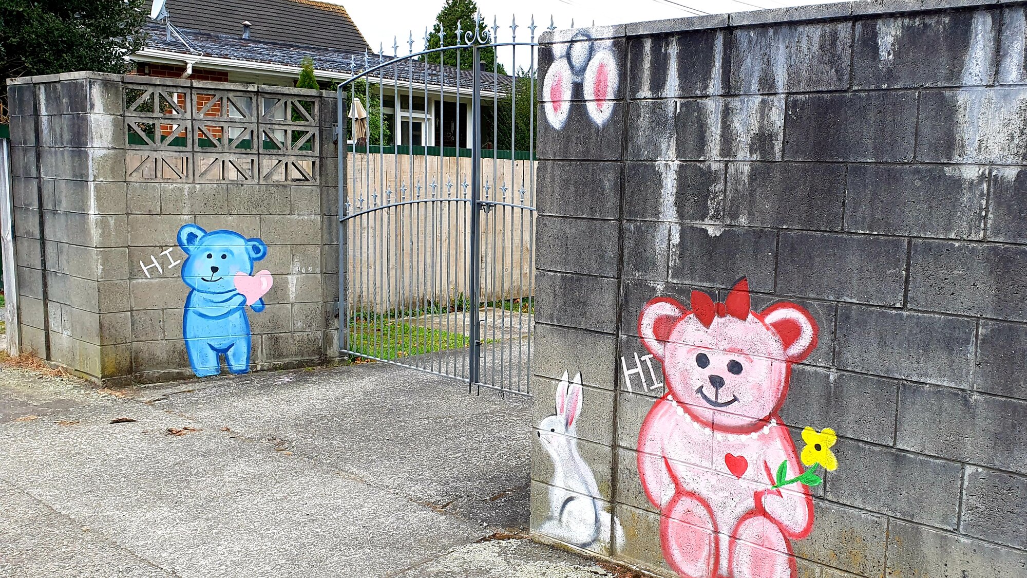 Teddy bear and Easter Bunny wall mural, Heretaunga