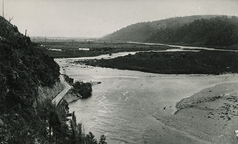 Te Awa Kairangi / Hutt River at Taita Gorge, looking upstream from the west bank.