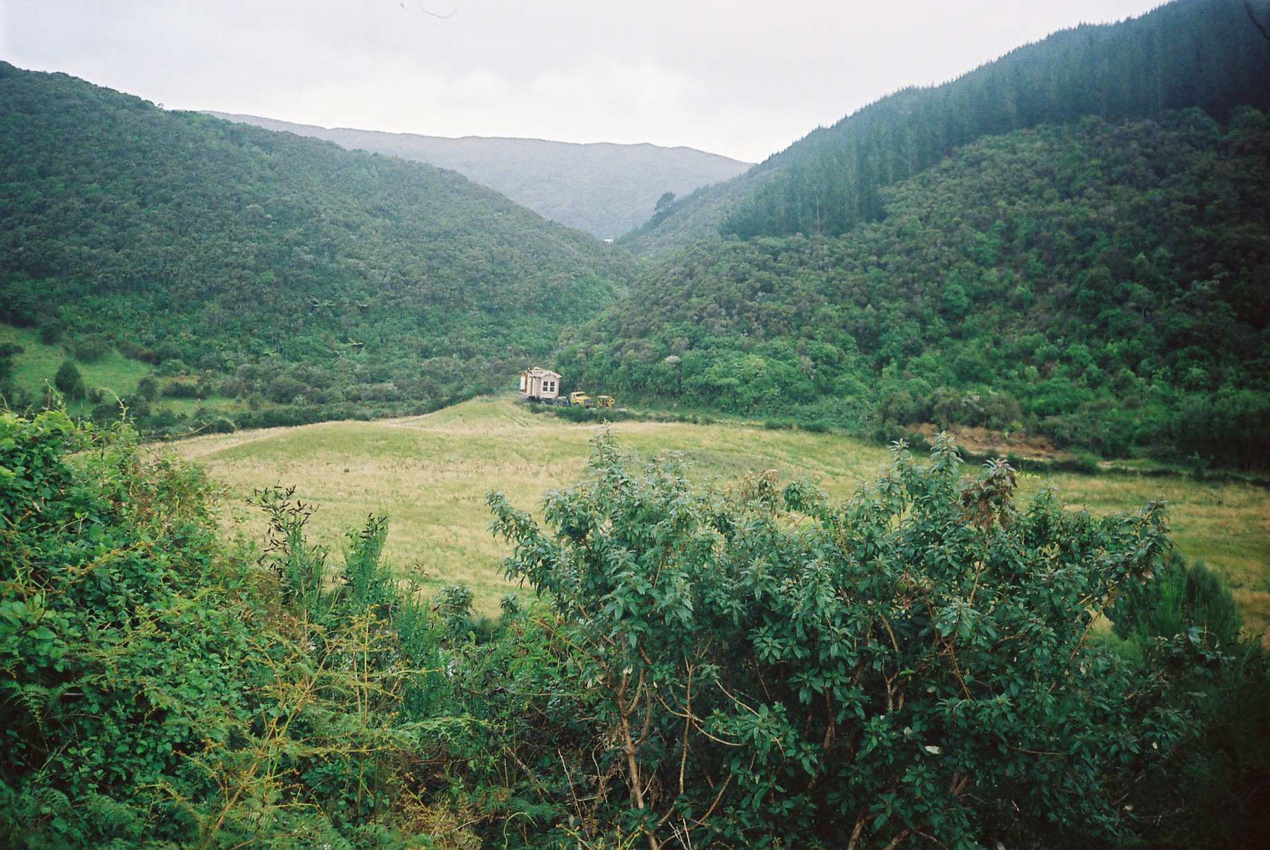 House relocation; from 10 Parliament St, Lower Hutt, to Karapoti  2; smaller unit. 