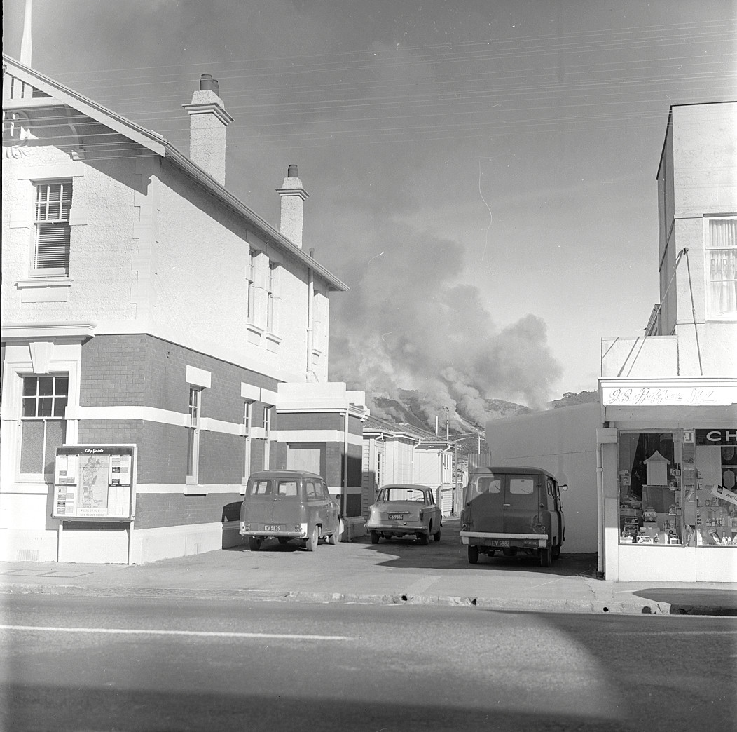 Fire, Wallaceville Hill, 1967.