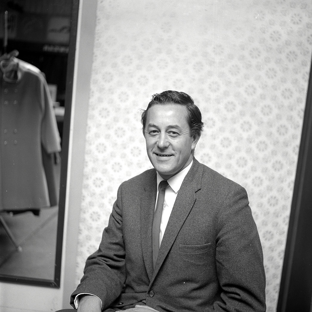 Hazelwoods; Colin Gibbs, Womens Day. [P1-2101-4491]