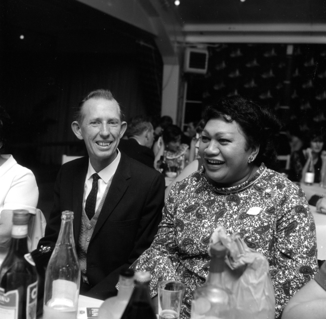 Plateau School Social; Lambertus (Bert) and Harriet (Hariata) Jaspers.