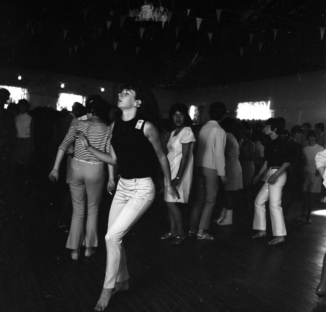 Bitter End, La De Da's