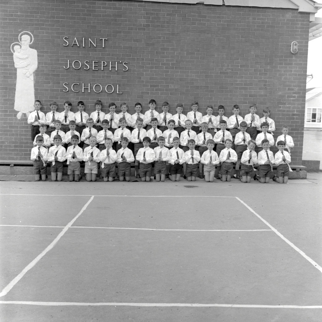 St Joseph's Holy Communion 1969 [P1-2754-5144]