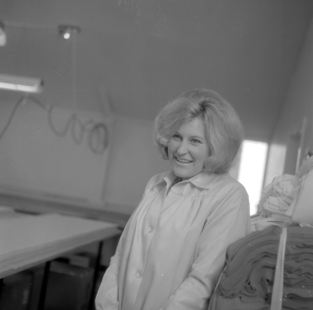 Dawn Garments factory opening. [P1-2905-5295]