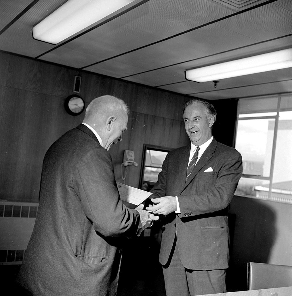 Dunlop; First Aid certificates; Percy Kinsman, Alan Lawrence