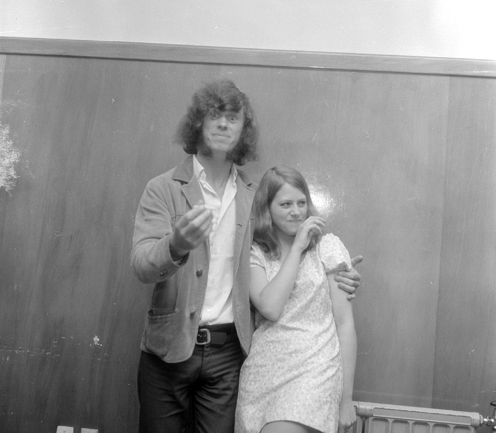 Fourmyula Lower Hutt; Wayne Mason.  [P1-3970-6360]