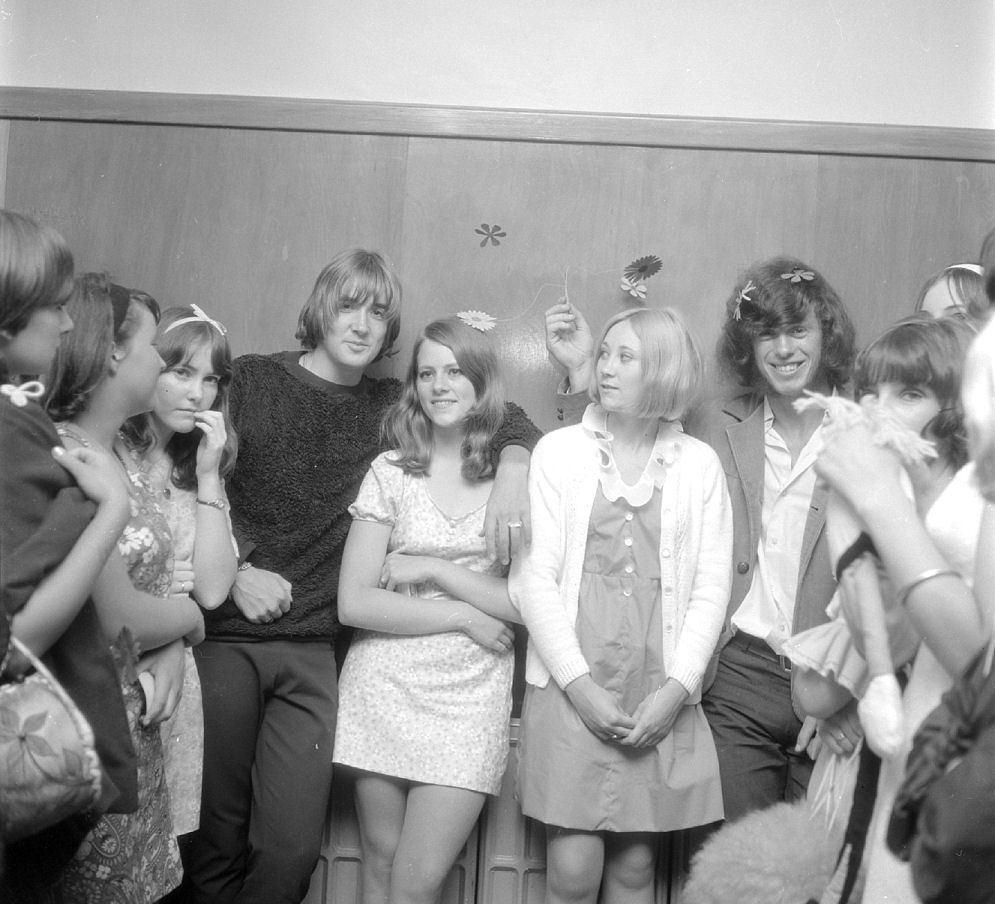 Fourmyula Lower Hutt; Carl Evensen, Wayne Mason. [P1-3990-6380]