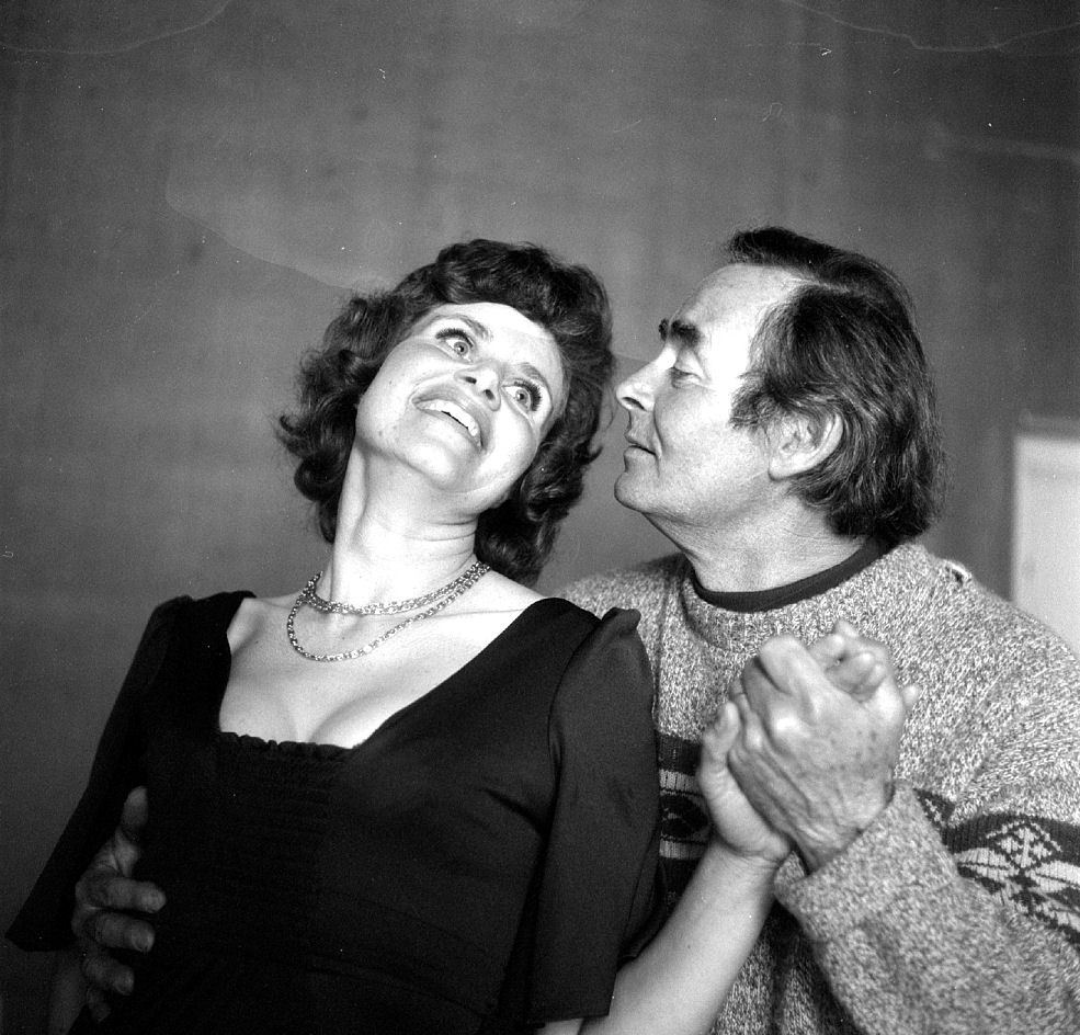 Heretaunga Players; The Real Inspector Hound : Pat Christianson, Jim Pittard.