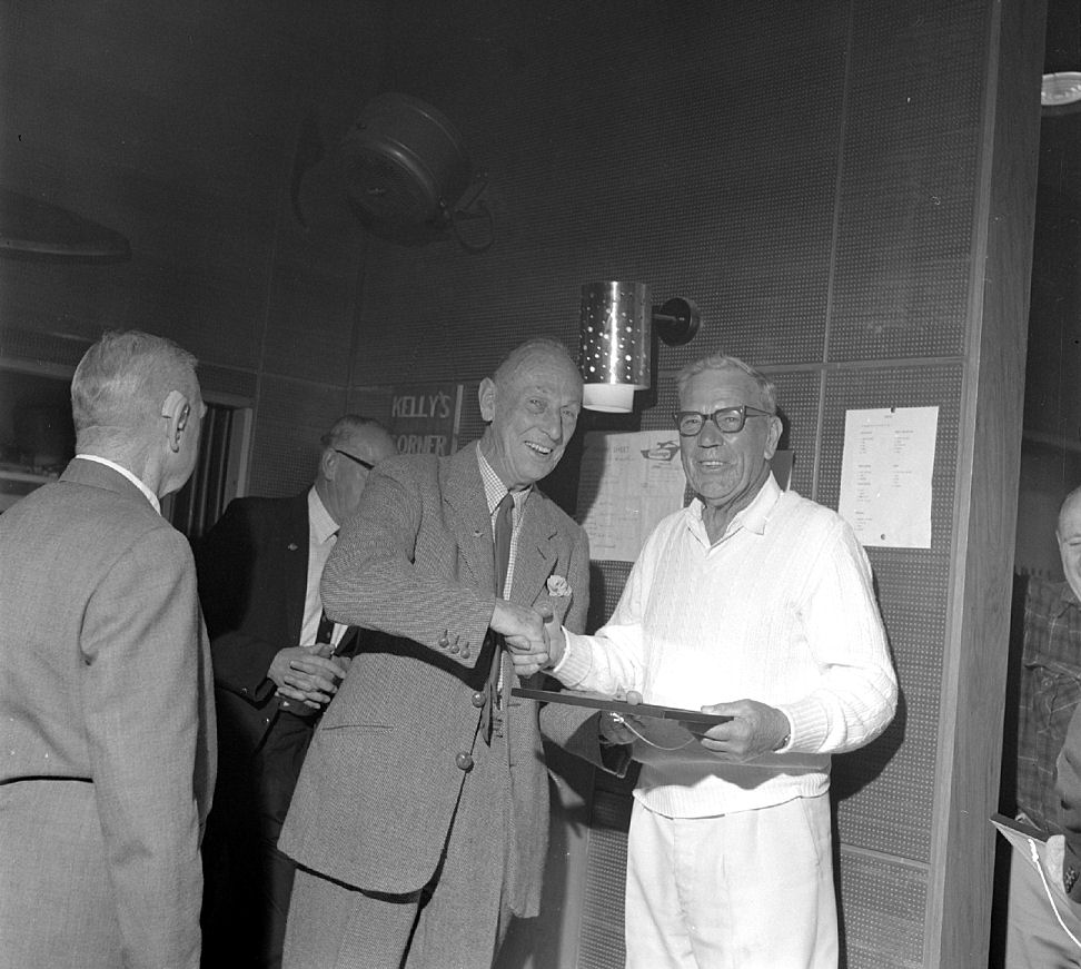 RSA Long Service Certificate presented by Mayor George Thomas.