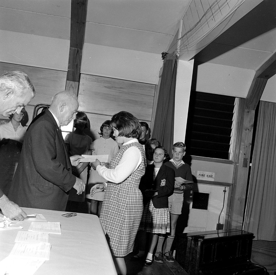Swimming Club prize-giving. [P1-6203-8593]